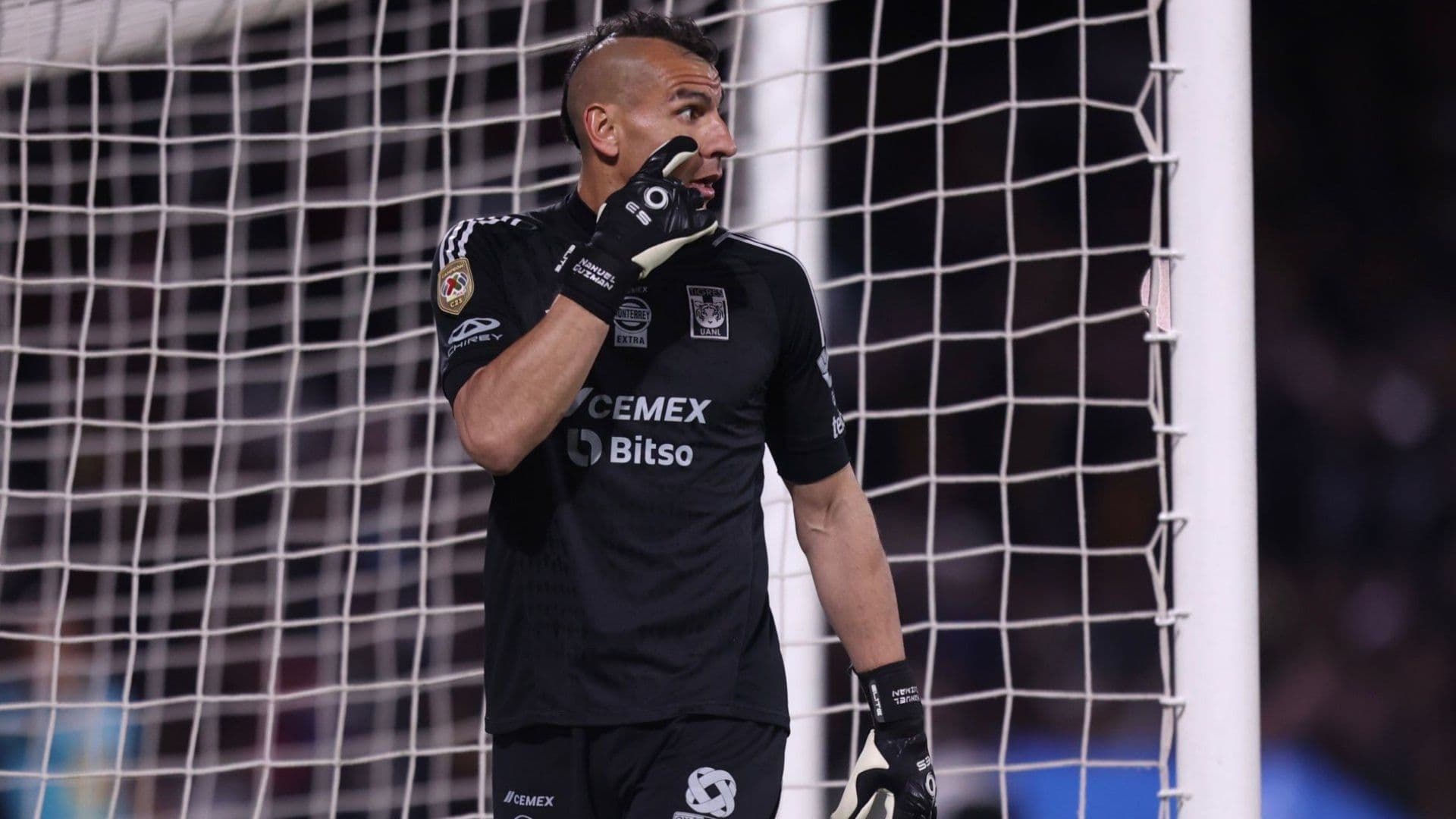 ¿Qué Pasó con Nahuel Guzmán? Portero de Tigres Será Investigado por Presunta Agresión con Láser
