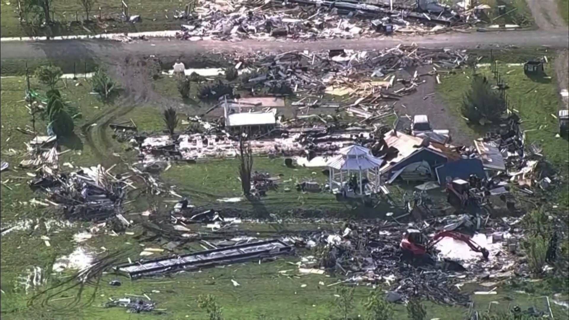 Devastadores Tornados Provocan al Menos 15 muertos en Texas, Oklahoma y Arkansas