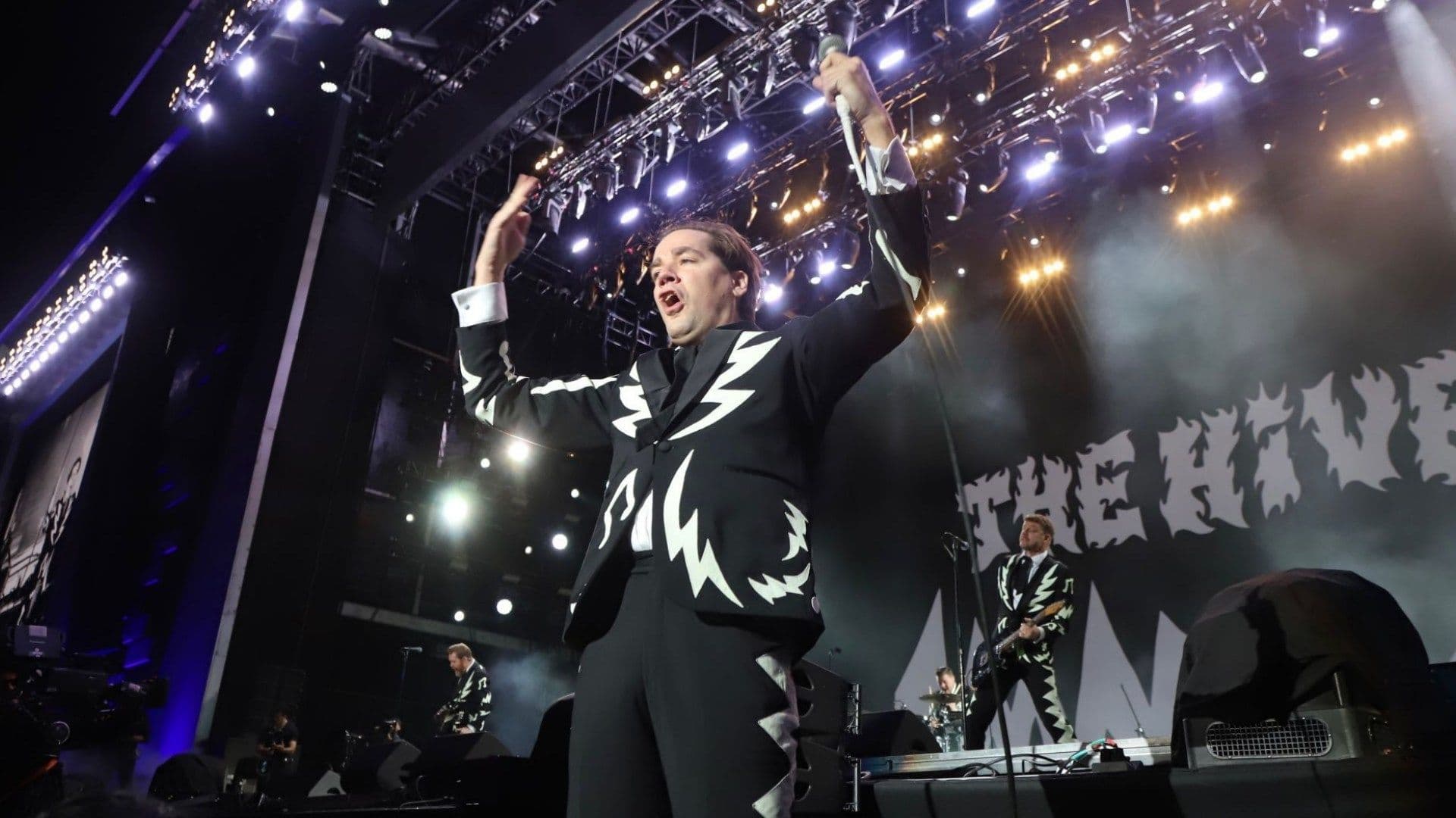 The Hives, en la Cineteca Nacional: Conoce Todos los Detalles para Ver la Sesión En Vivo