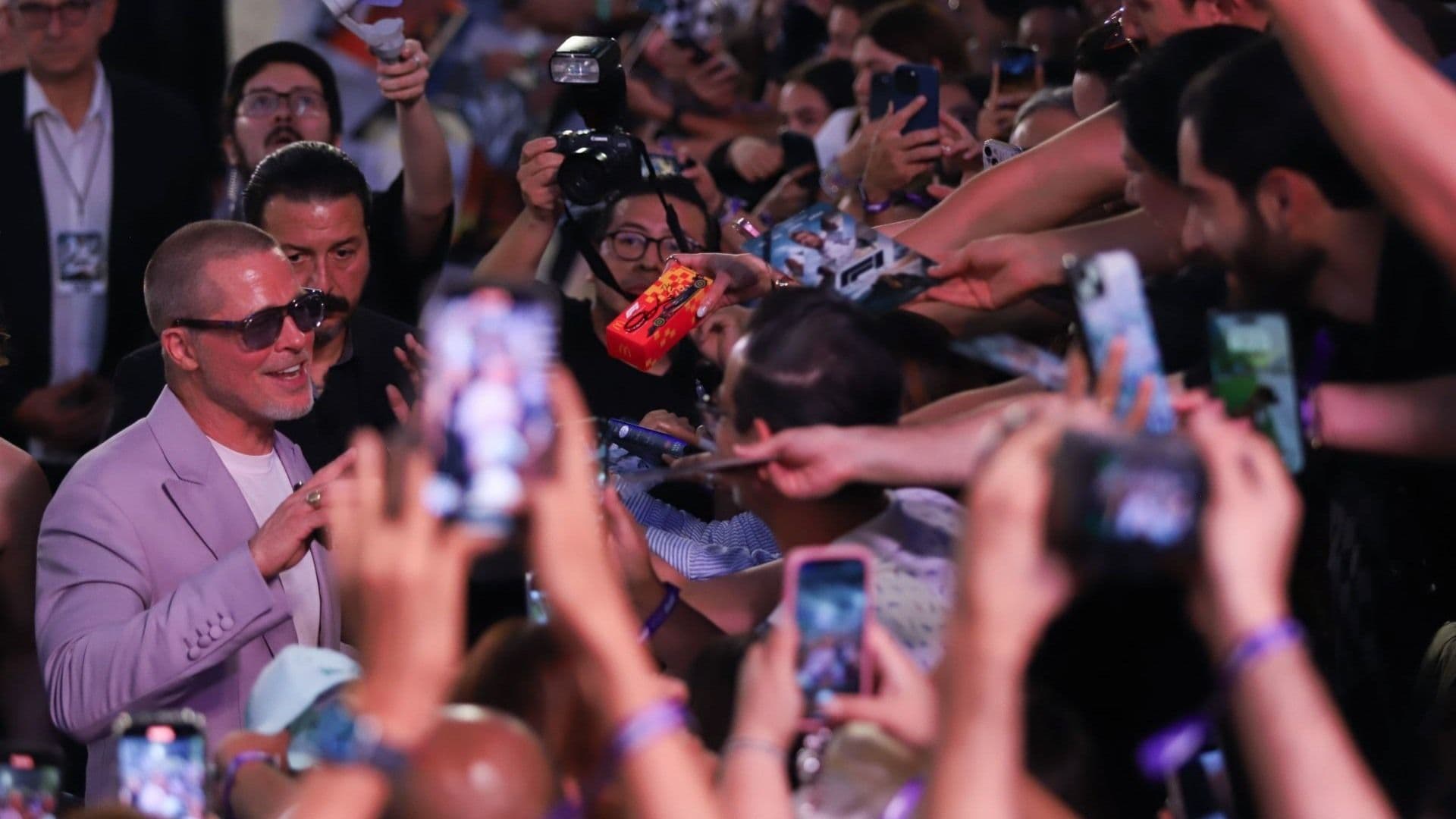 Brad Pitt en México: Así Fue su Visita a Parque Toreo, Edomex, por Premier de 'F1, la Película'