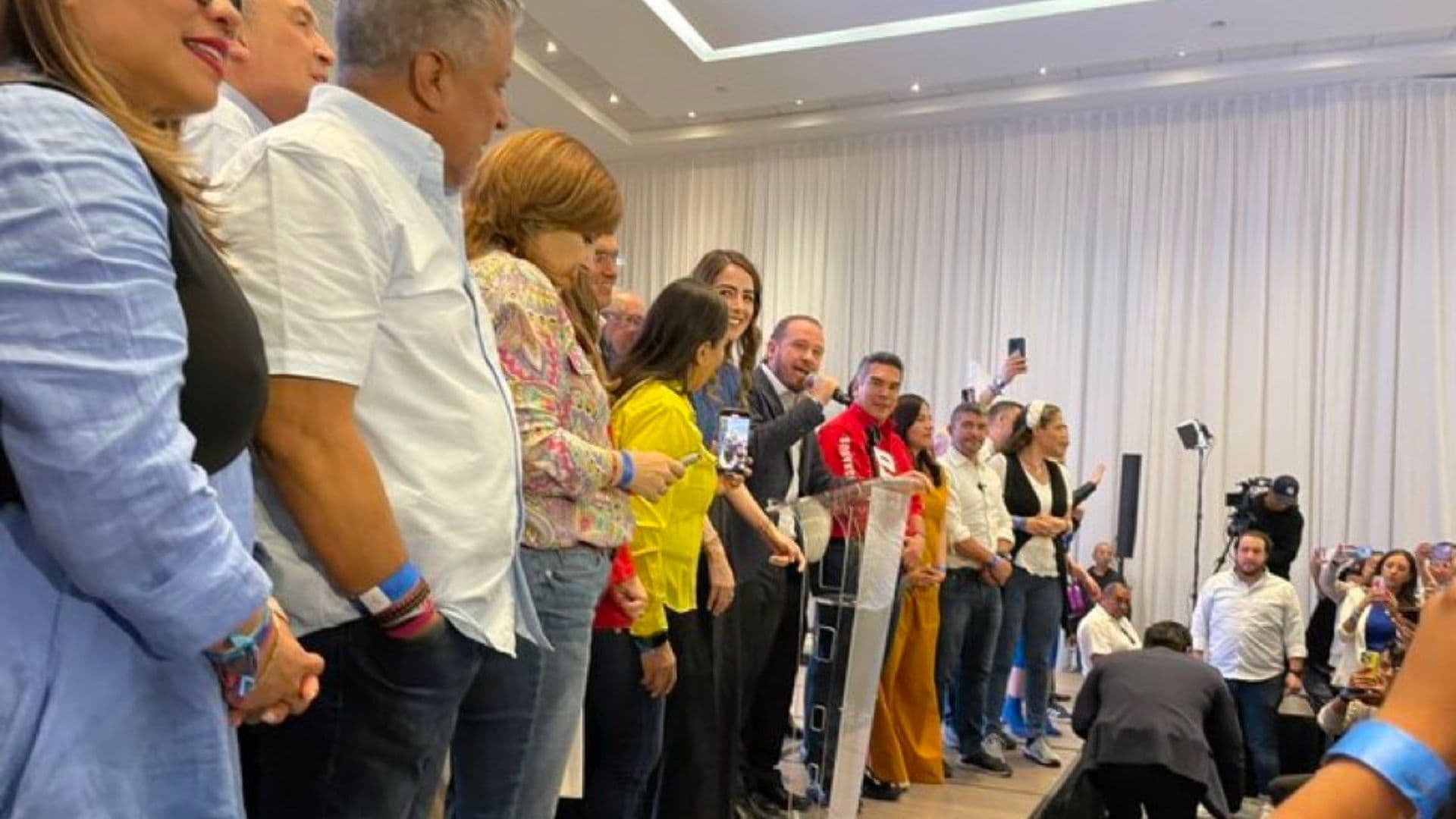 Santiago Taboada Asegura que Aventaja en CDMX Según Tres Encuestas de Salida
