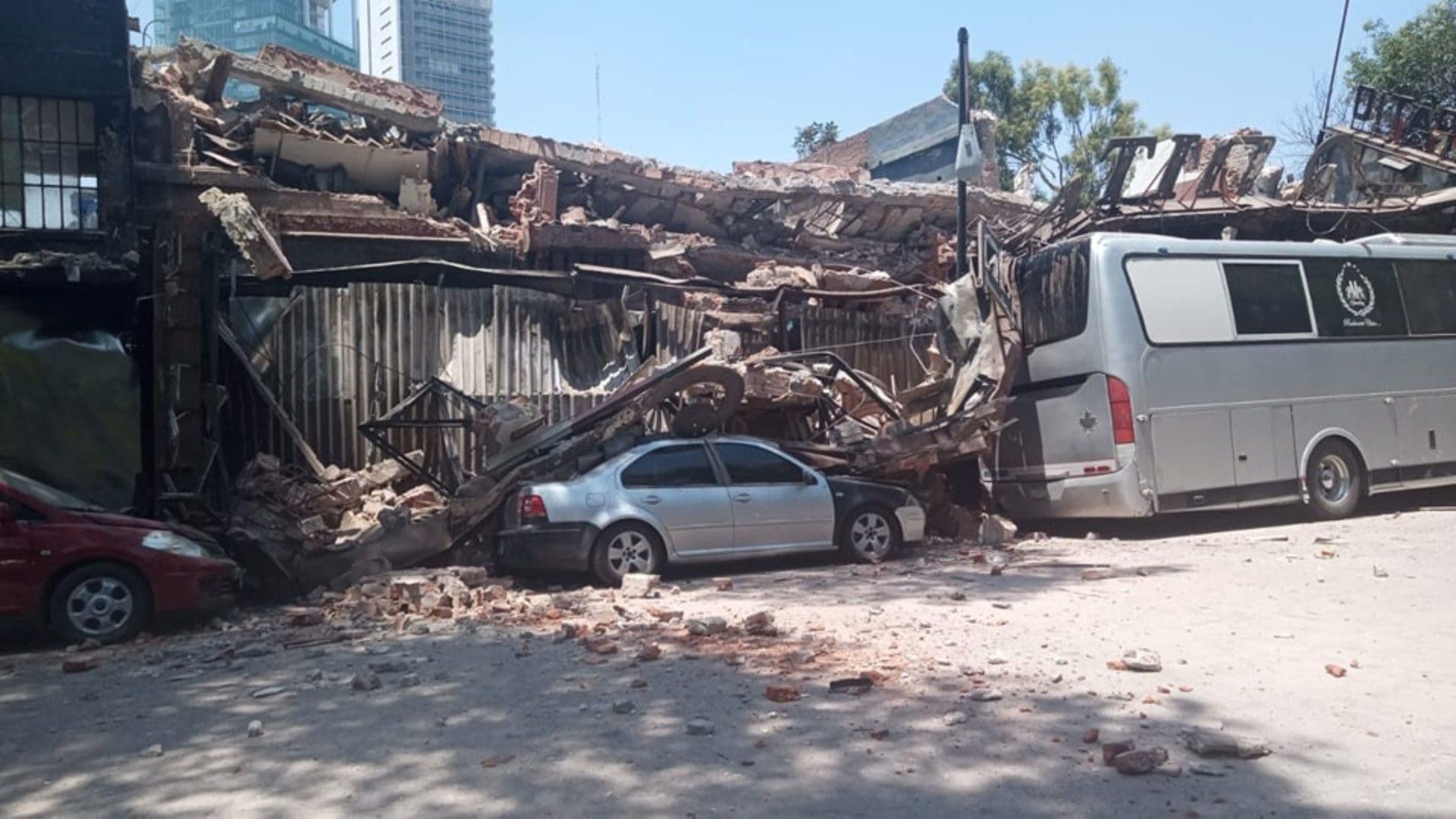 Accidente en El Patio: ¿Qué Pasó Hoy en el Famoso Centro Nocturno de Espectáculos de la CDMX?
