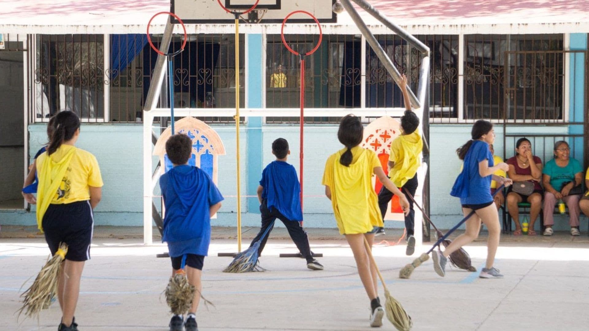 ¡A un Lado, Muggles! Estudiantes de Primaria Hacen Torneo de Quidditch de Harry Potter