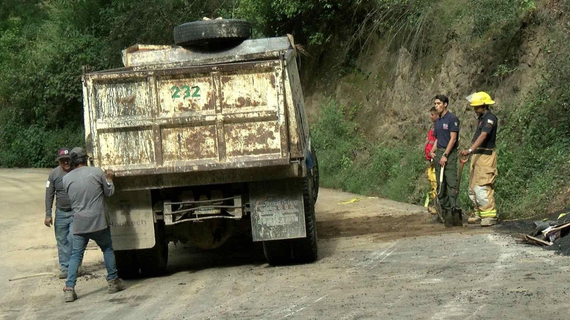 3 Trabajadores de SIOP Murieron en Volcadura en el Municipio de San Gabriel