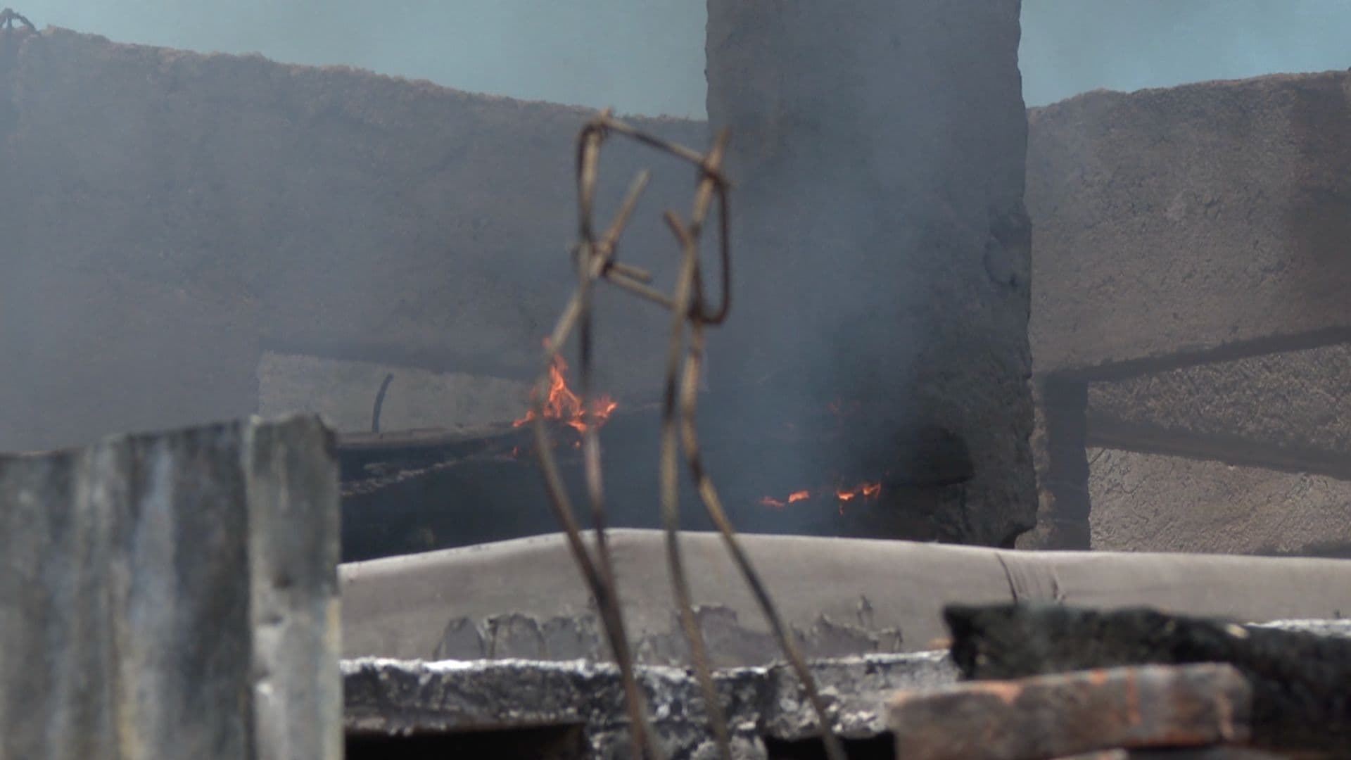 Bomberos Usan Más de 5 Mil Litros de Agua para Apagar Incendio en Colonia Balderrama; Esto Pasó