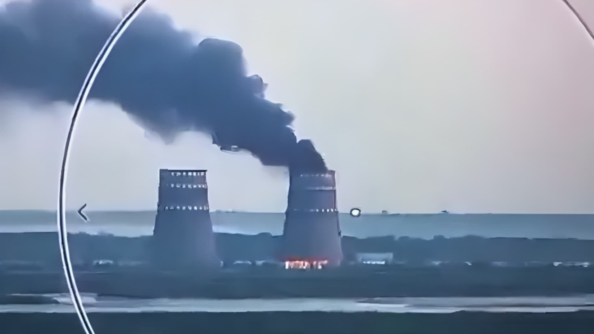 Ucrania y Rusia Intercambian Acusaciones por Incendio en Planta Nuclear de Zaporiyia
