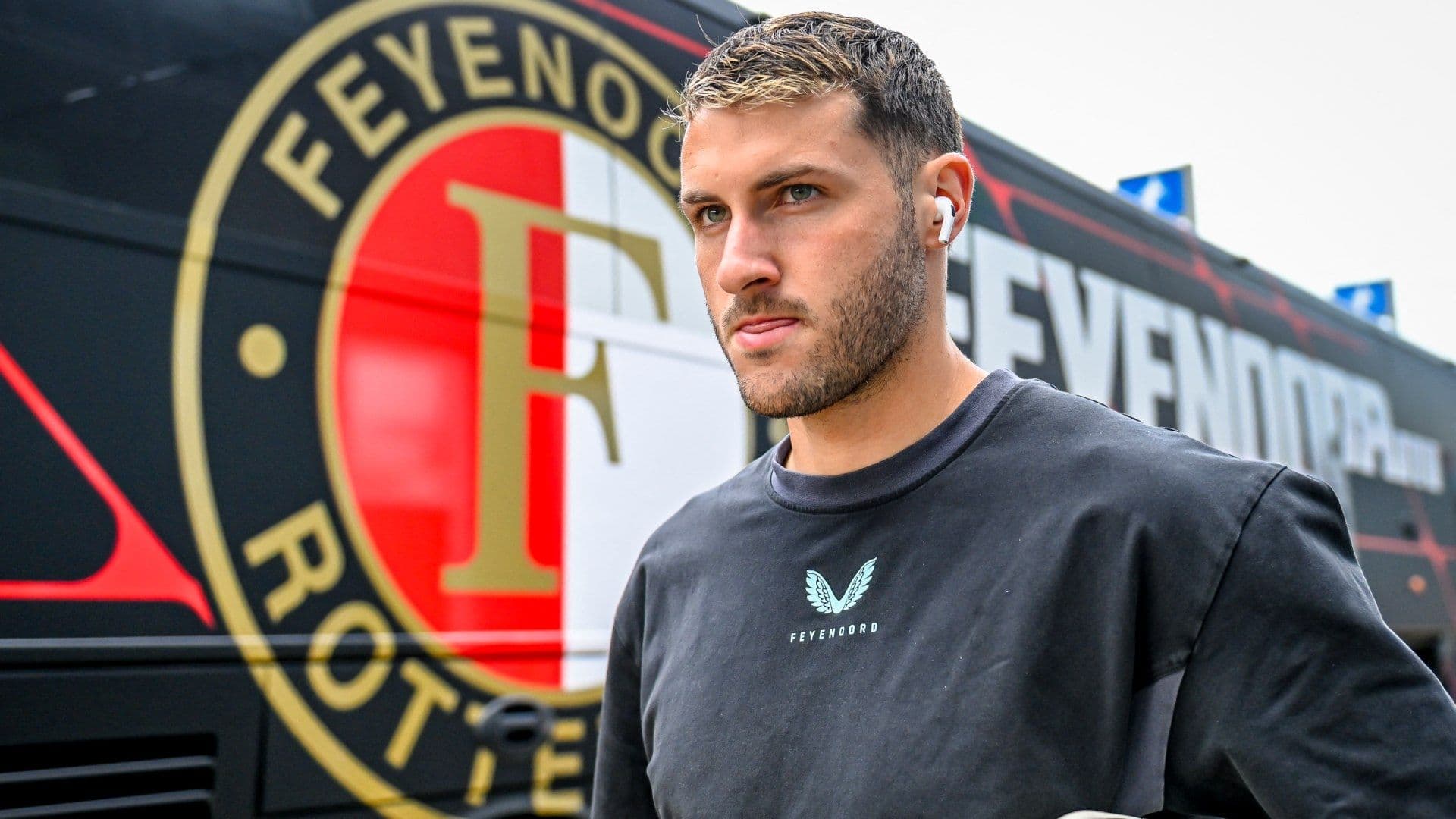 Feyenoord Vuelve a Rechazar Oferta del Nottingham Forest por Santiago Giménez