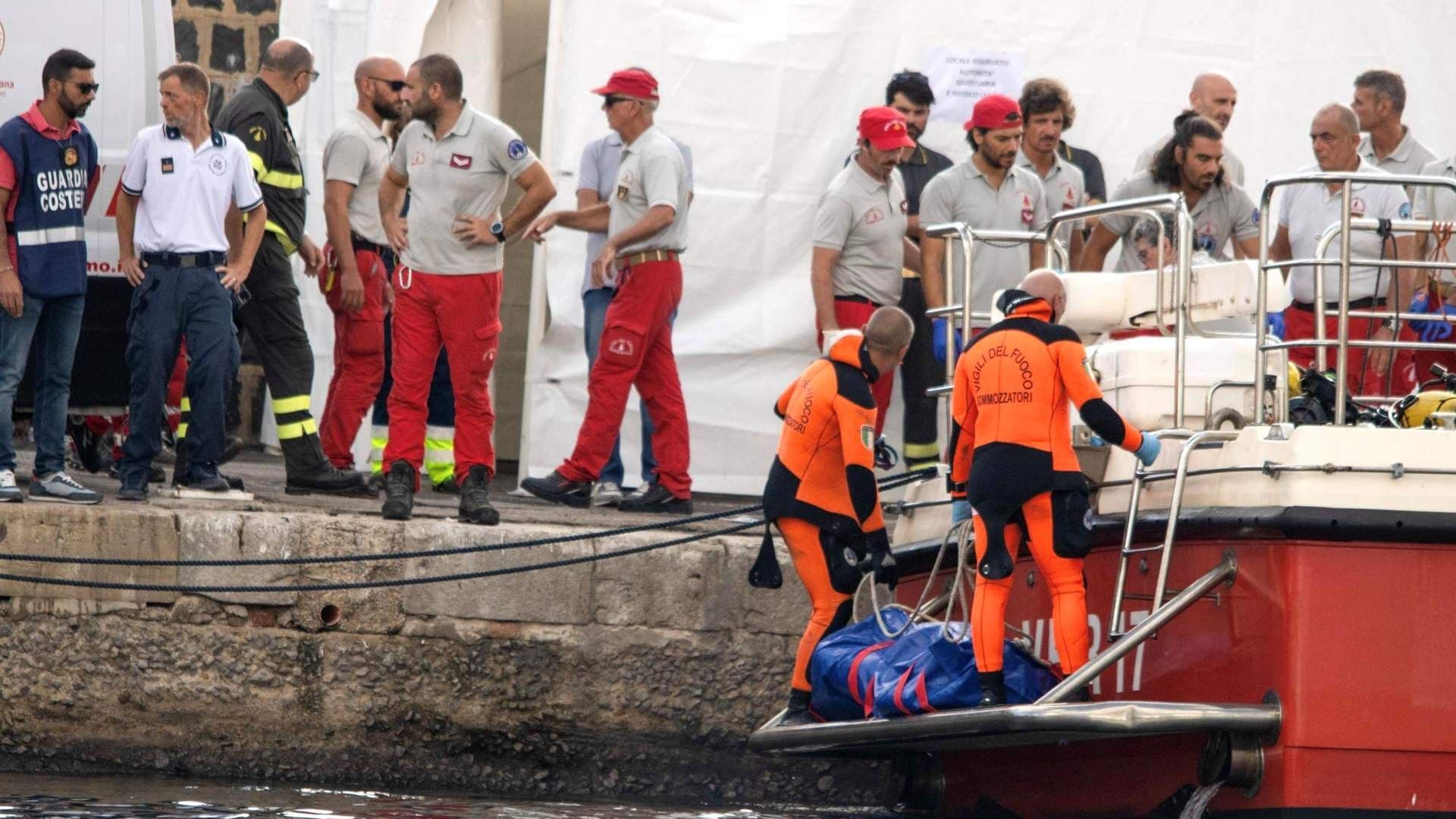 Cuerpo del Magnate Mike Lynch Habría Sido Rescatado de Yate Hundido en Sicilia