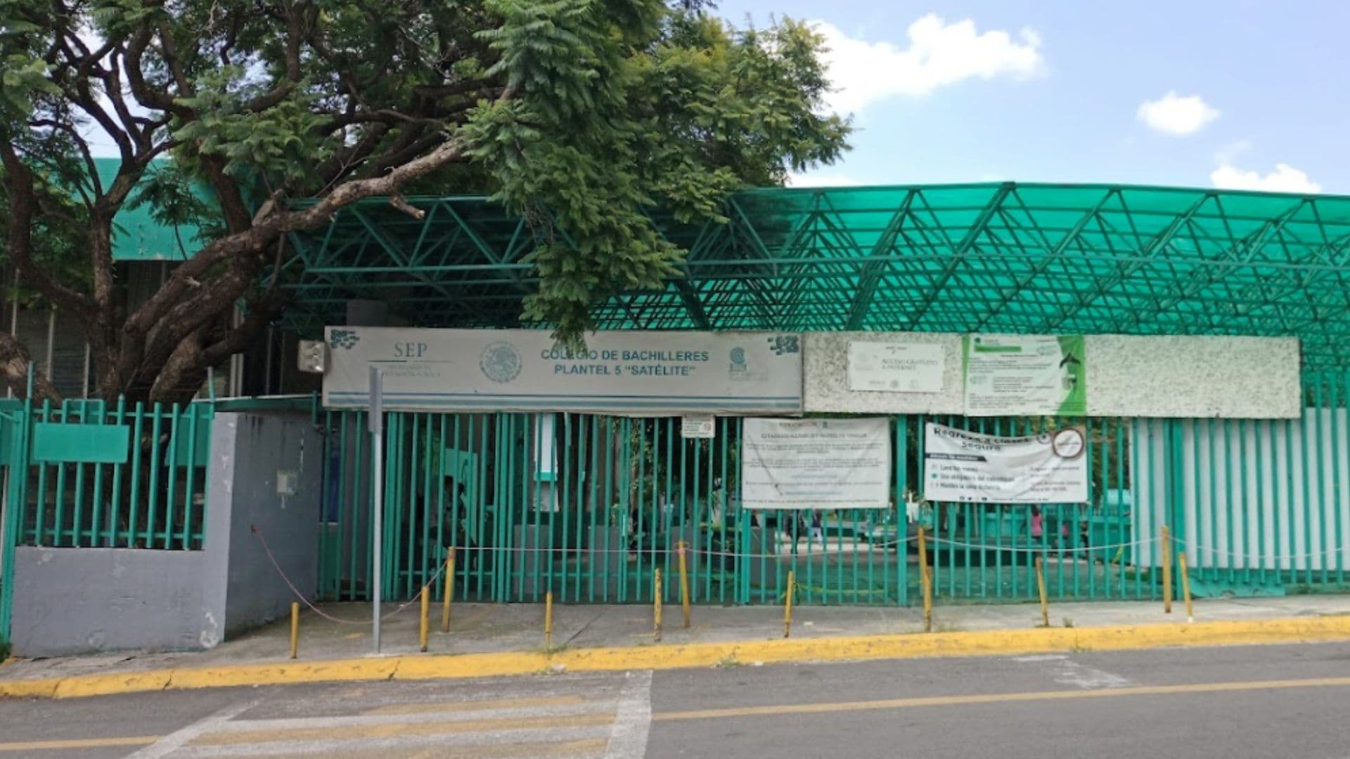 Estudiante Muere de un Infarto en el Colegio de Bachilleres 5 Satélite en Primer Día de Clases