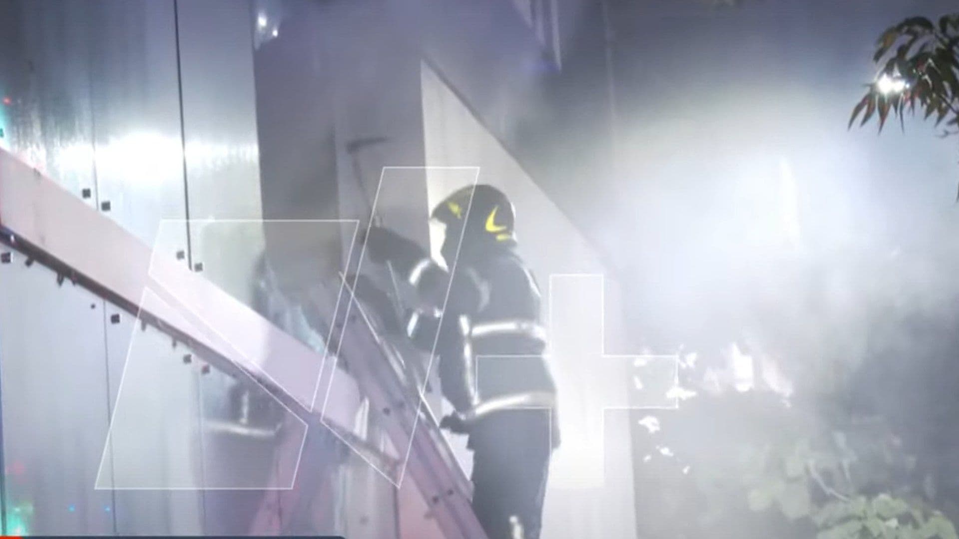 Controlan Incendio en Tienda de Electrónica en la Colonia Juárez Hoy 30 de Agosto 2025