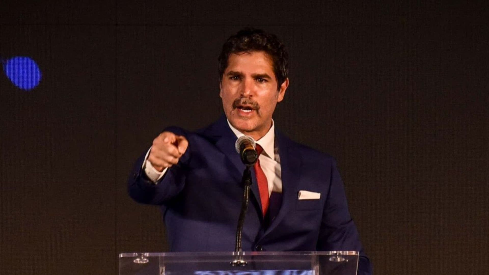 ¿Contrapeso a Taylor Swift y Billie Eilish? Eduardo Verástegui Lanza Rap para Apoyar a Trump