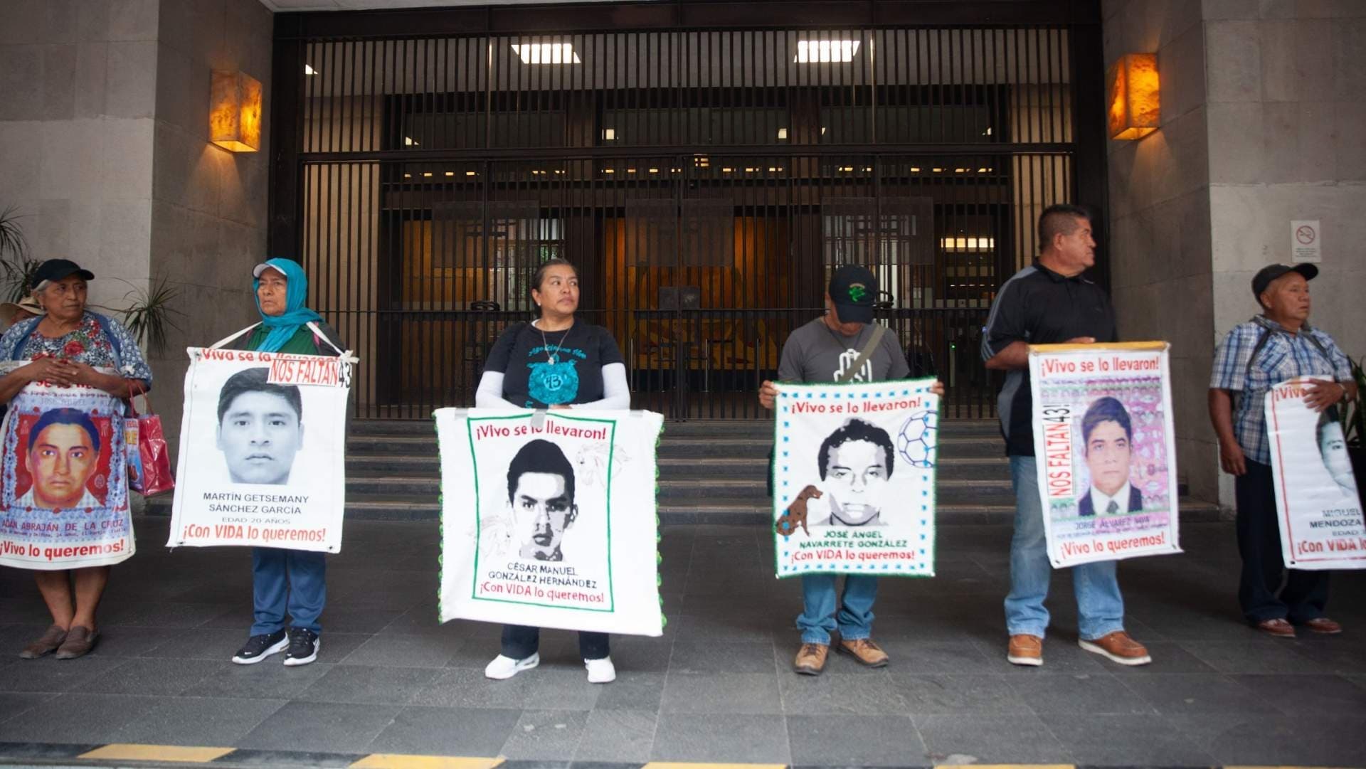 Caso Ayotzinapa: Sheinbaum Asegura que se Insiste en Extradición de Tomás Zerón y 2 Personas Más