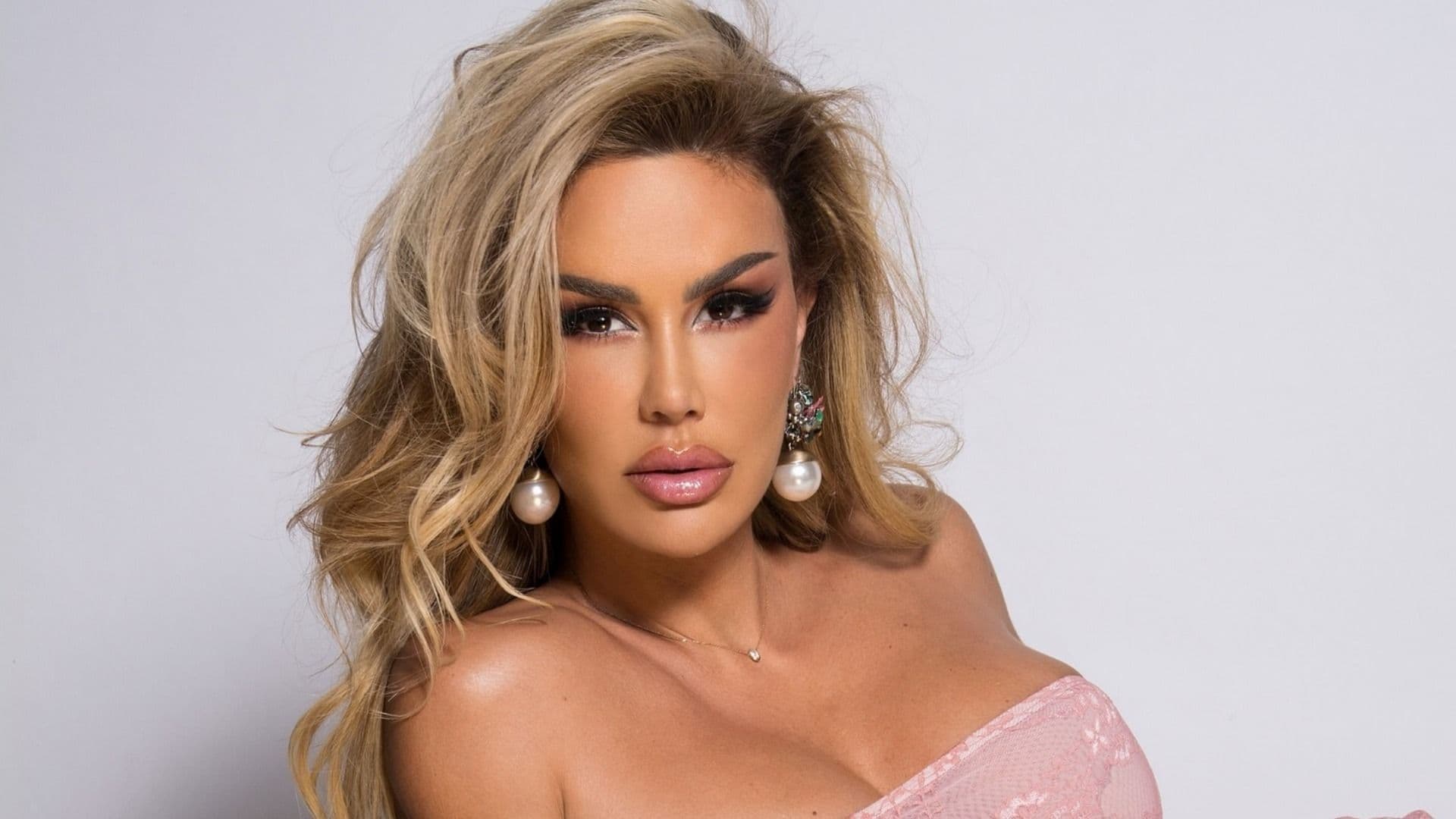 Ninel Conde Responde a Críticas por su Nueva Apariencia