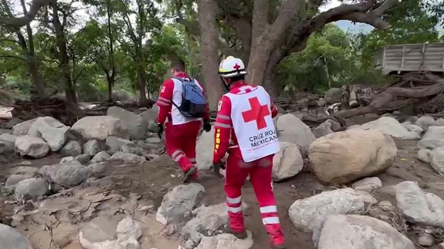 Luz Desapareció Durante el Desbordamiento de ‘El Cangrejo’. La Búsqueda no Cesa