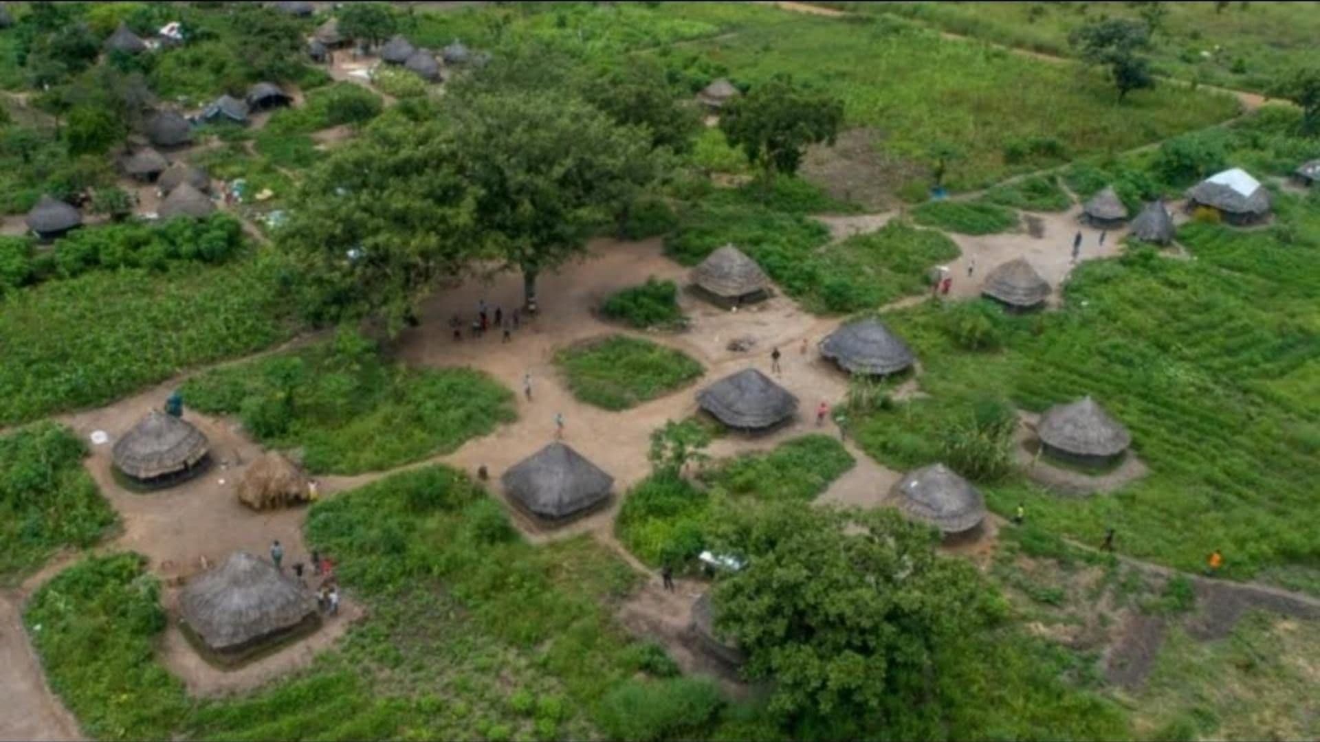 Caída de Rayo Mata a 14 Niños y Deja 34 Heridos en Campo de Refugiados en Uganda