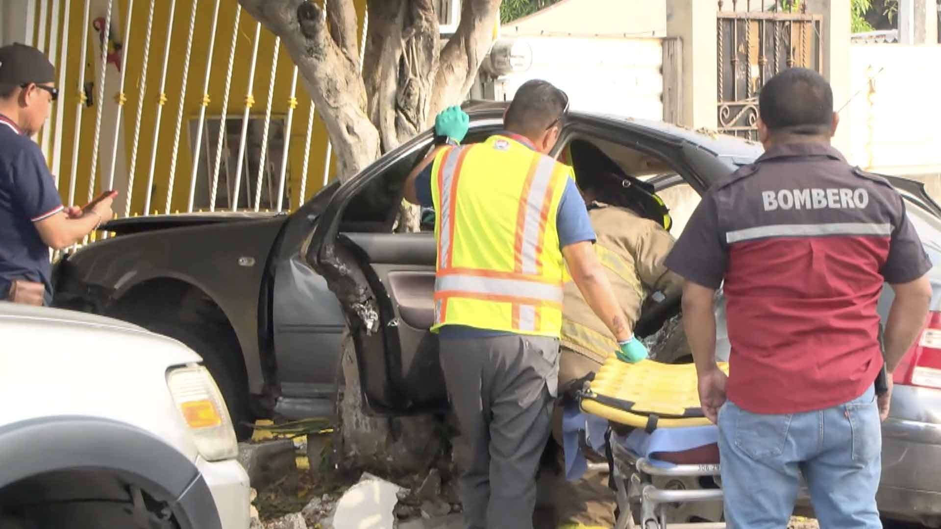 Familia Resulta Lesionada en Accidente Vehicular Colonia Hipódromo de Ciudad Madero