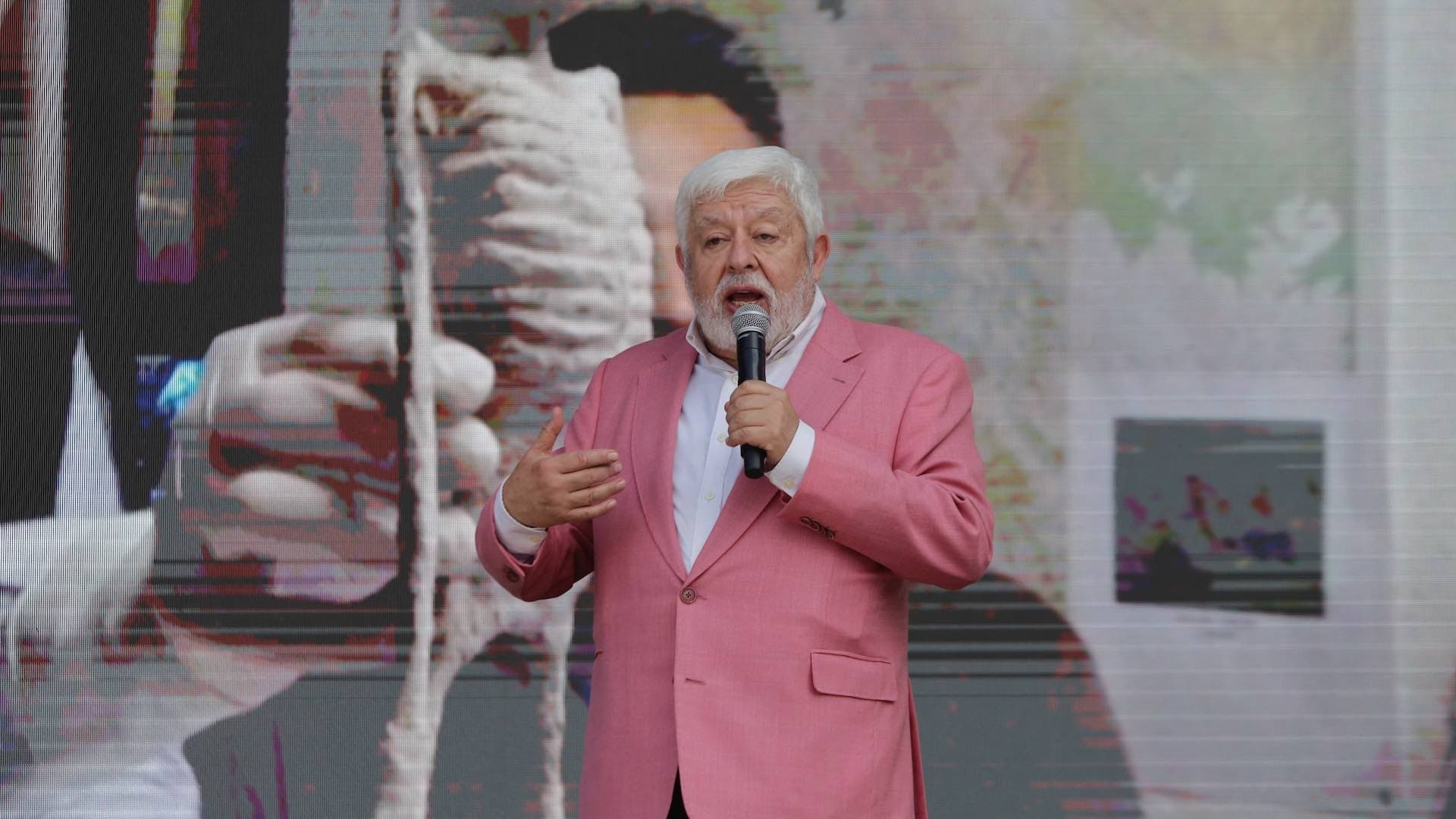 Jaime Maussan Enfrenta una Demanda Doble por Parte de su Hija