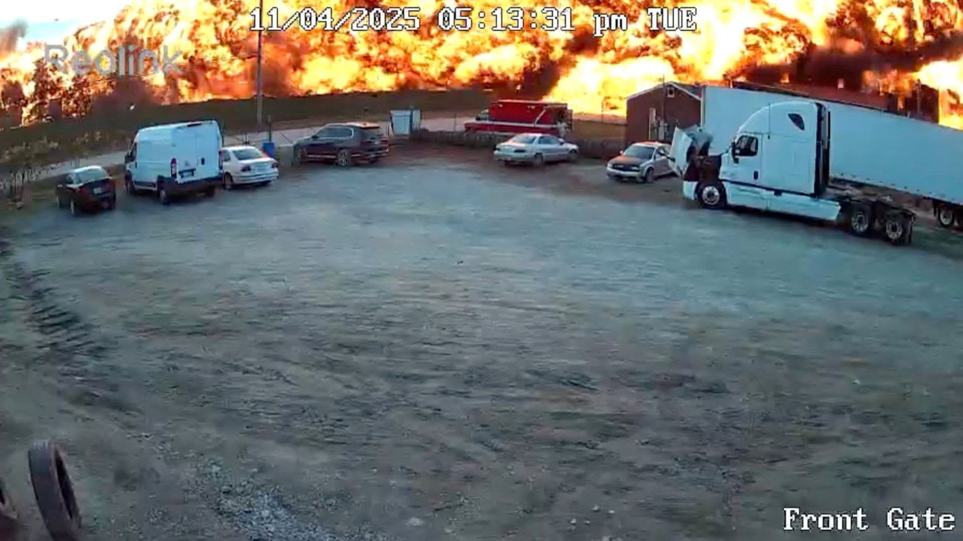 Van 12 Muertos Por el Accidente Aéreo en Louisville, Kentucky