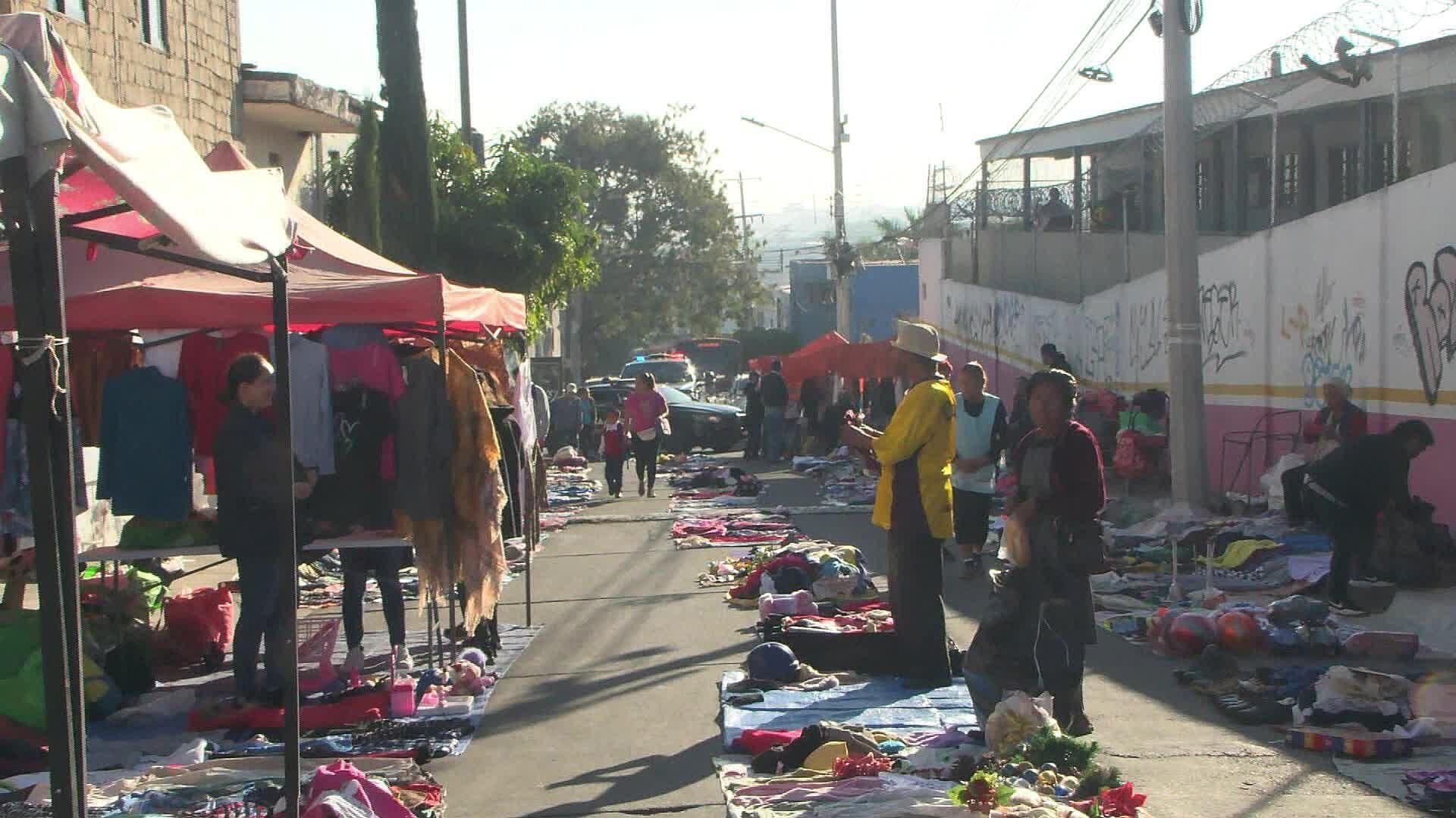 Balacera y Persecución en Tianguis de Guadalajara