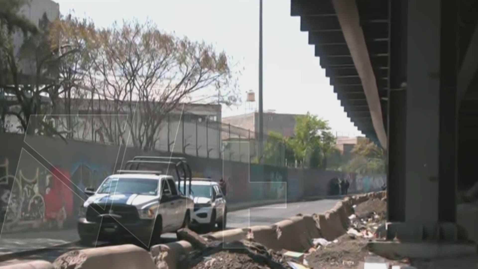 Hallan Cuerpo de Mujer en Bajopuente de Periférico Oriente, CDMX