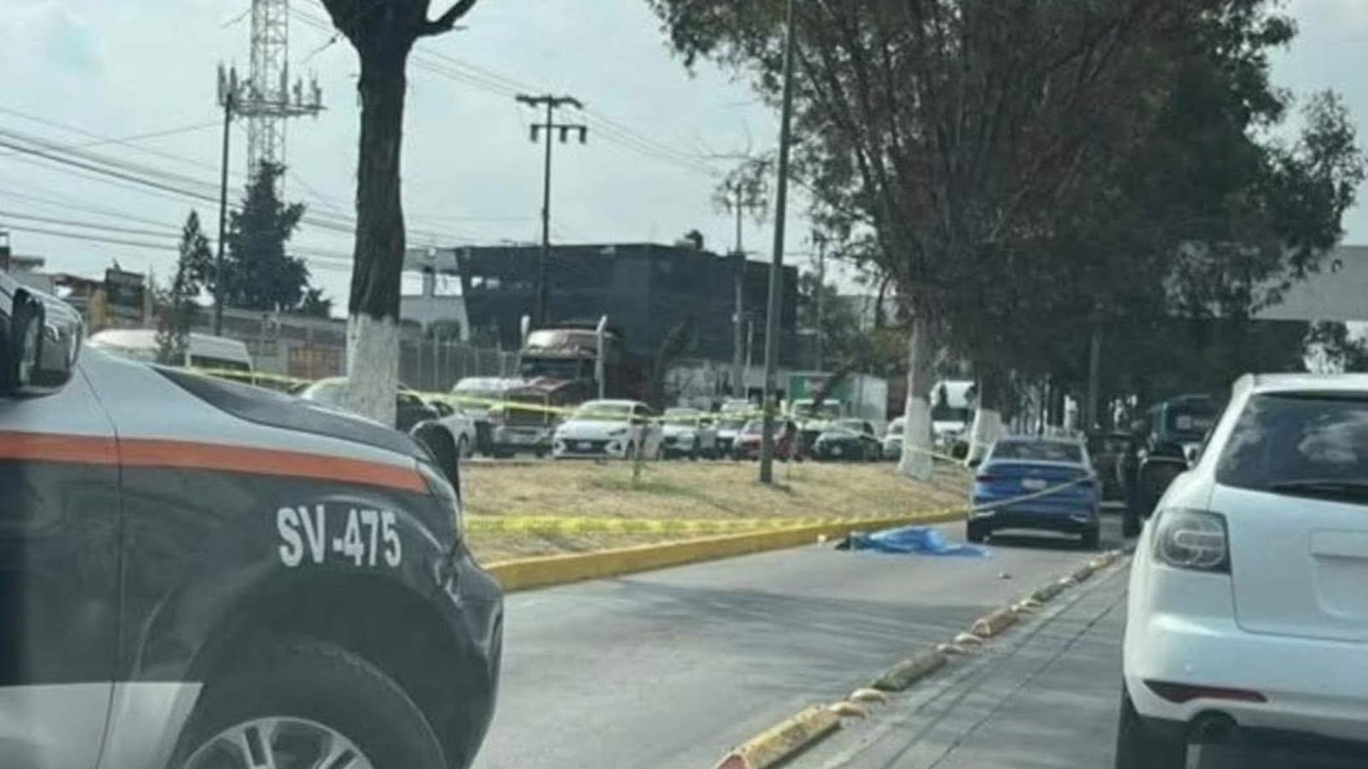 Atropellan a Aficionado del América en Avenida José López Portillo en Tultitlán, Edomex