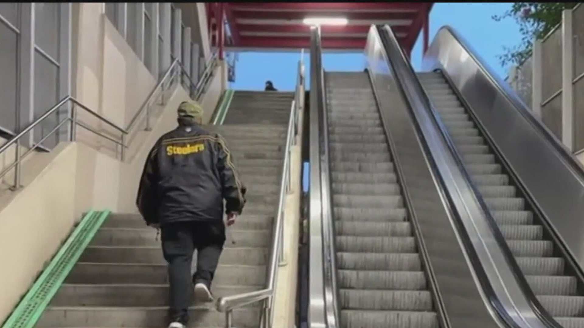 Fallas Constantes en Escaleras de Estación Santa Lucía Afecta a Cientos de Usuarios en Monterrey