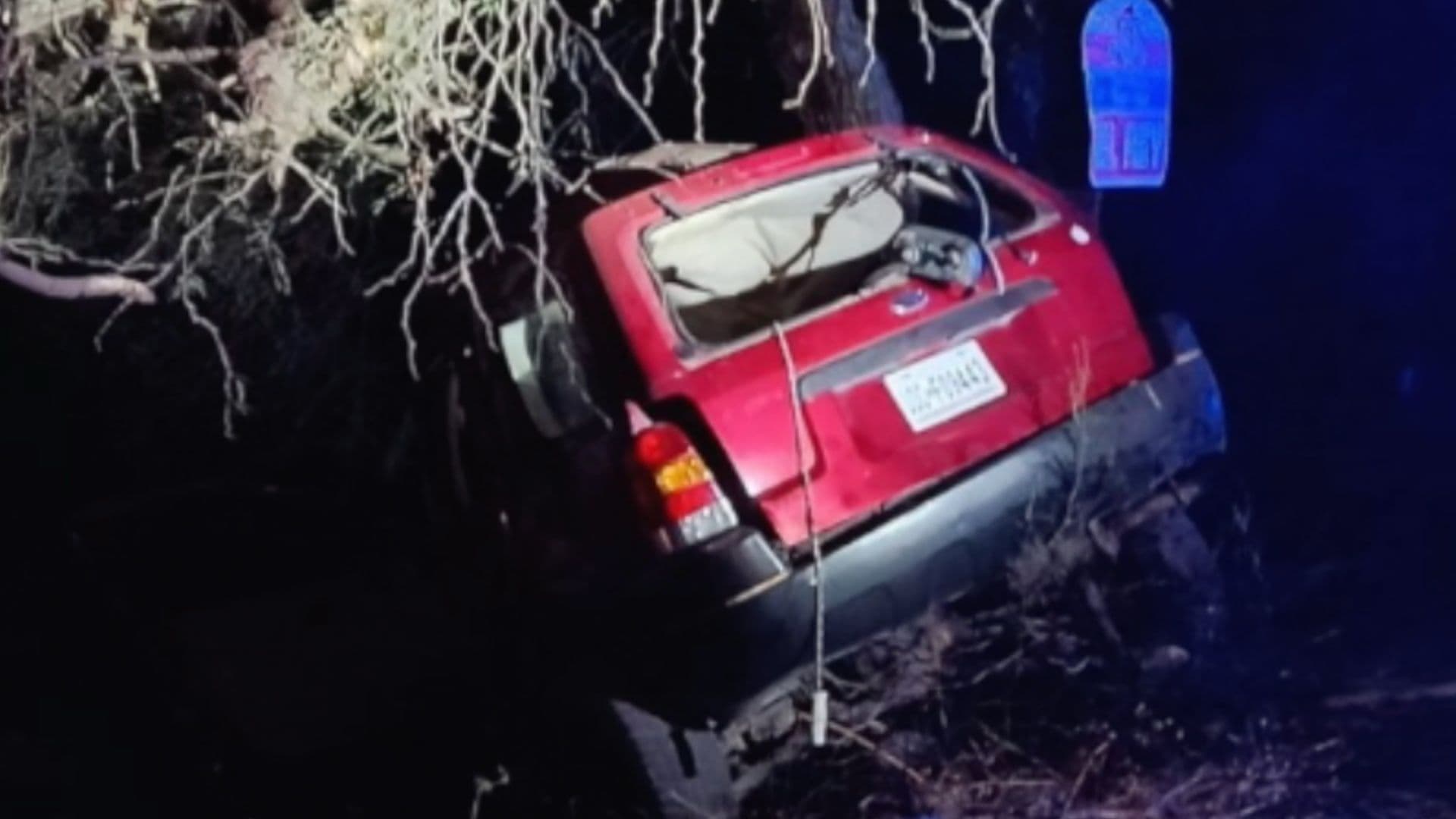 Dos Elementos de la Defensa y Un Policía Estatal Murieron en Yuriria, Guanajuato en un Accidente