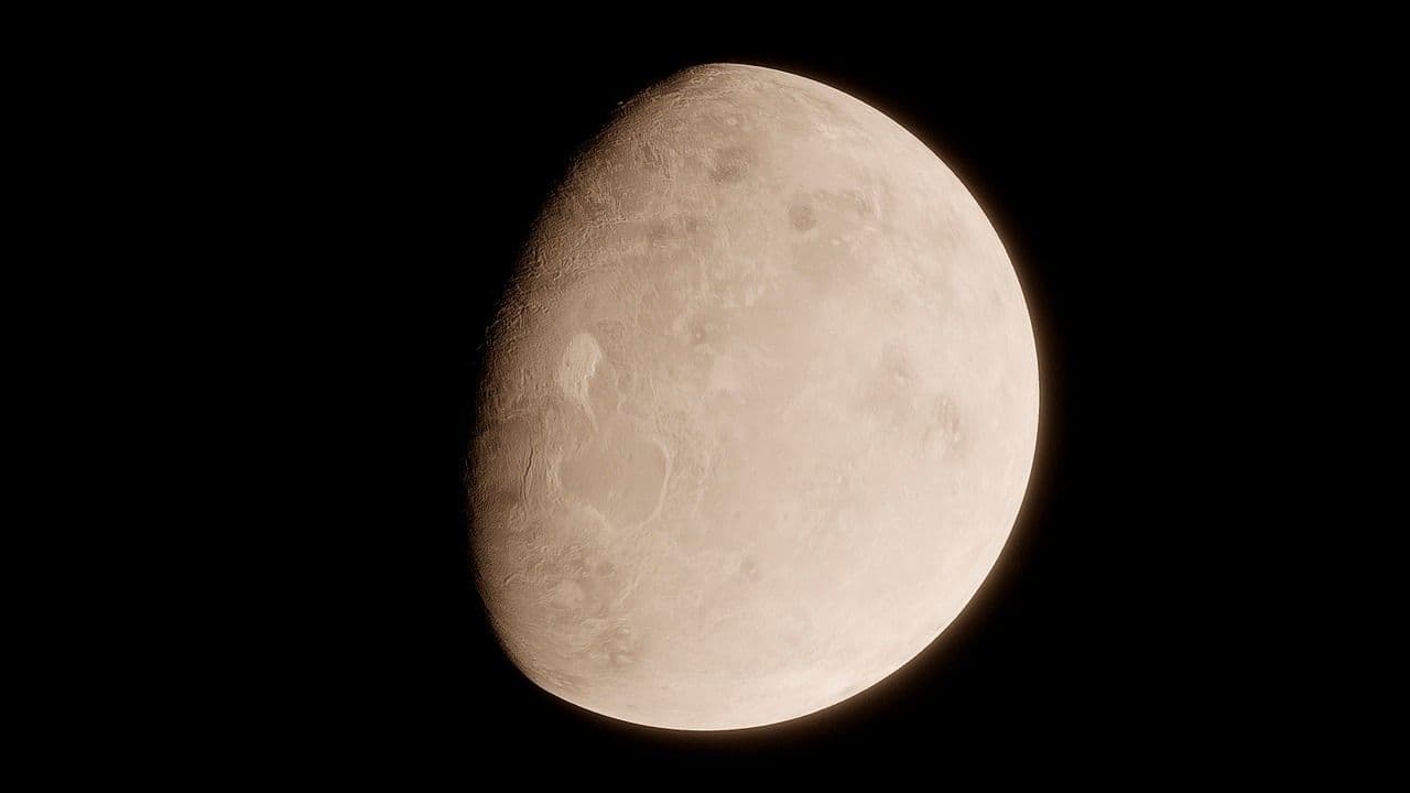 Descubren Volcán Activo en el Planeta Venus