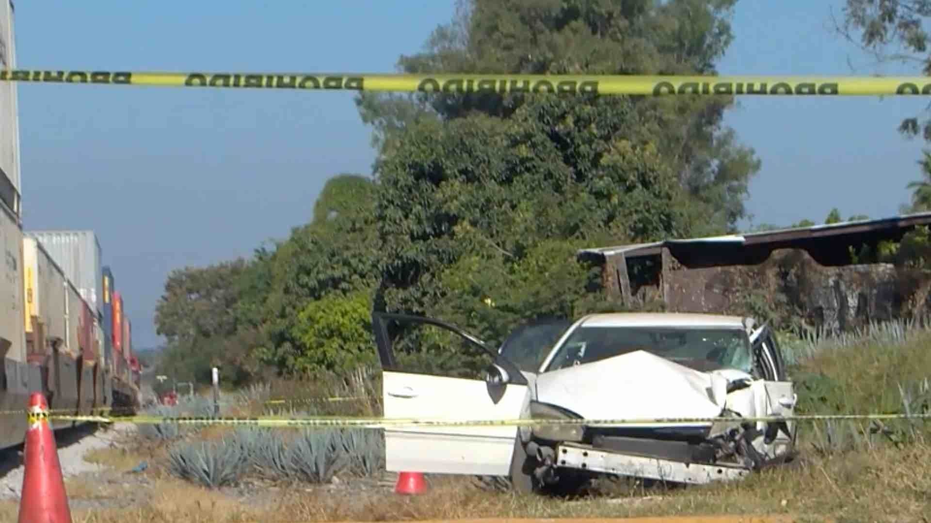 Hombre Muere al Chocar Contra Tren en El Arenal; lo Acompañaban 3 Integrantes de su Familia