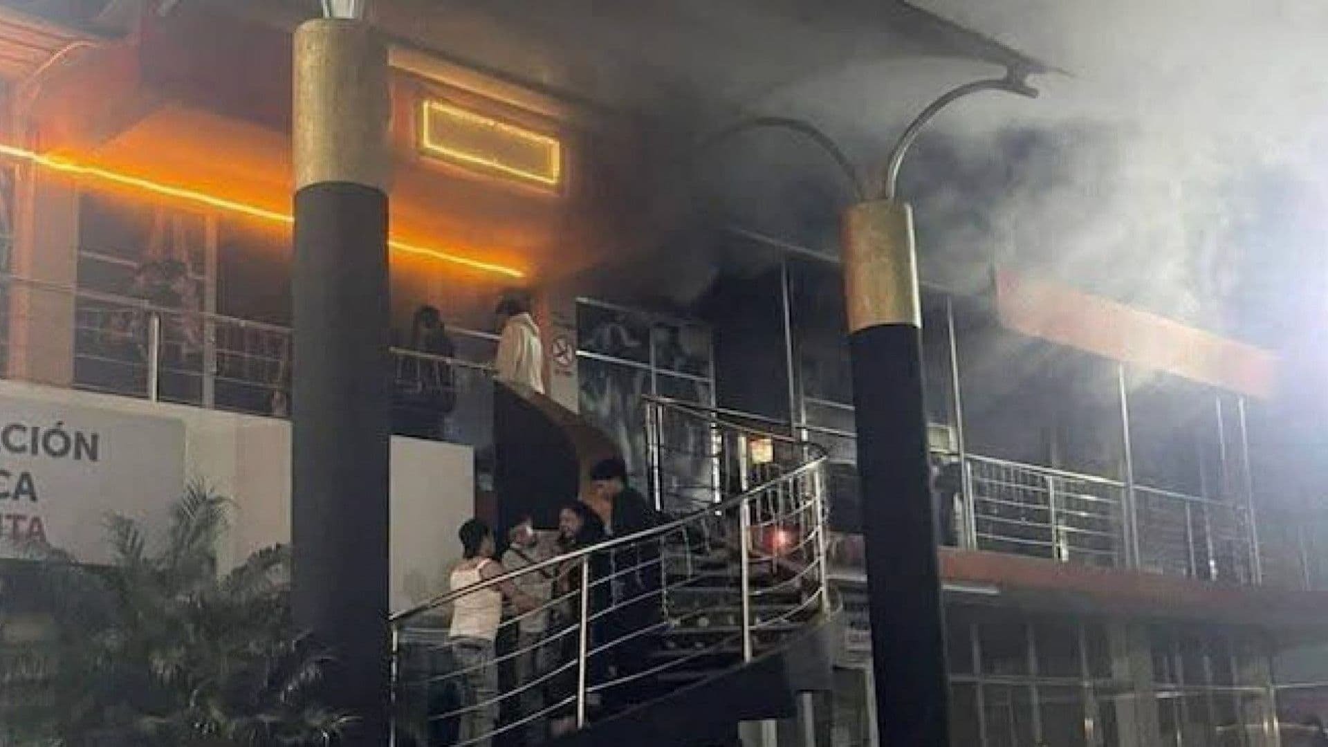 Detienen a 7 Personas Tras Incendio de Bares en Villaflores, Chiapas; Hallan a Persona Sin Vida