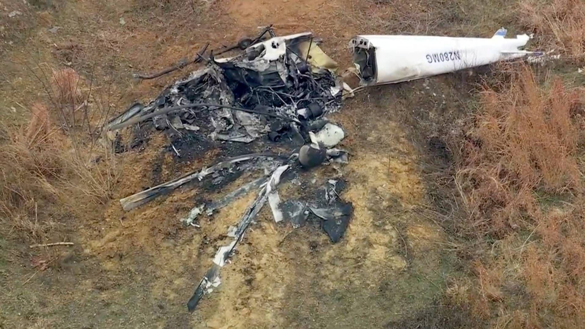 Captan Momento en que Helicóptero Cae del Cielo en Hammonton, Nueva Jersey
