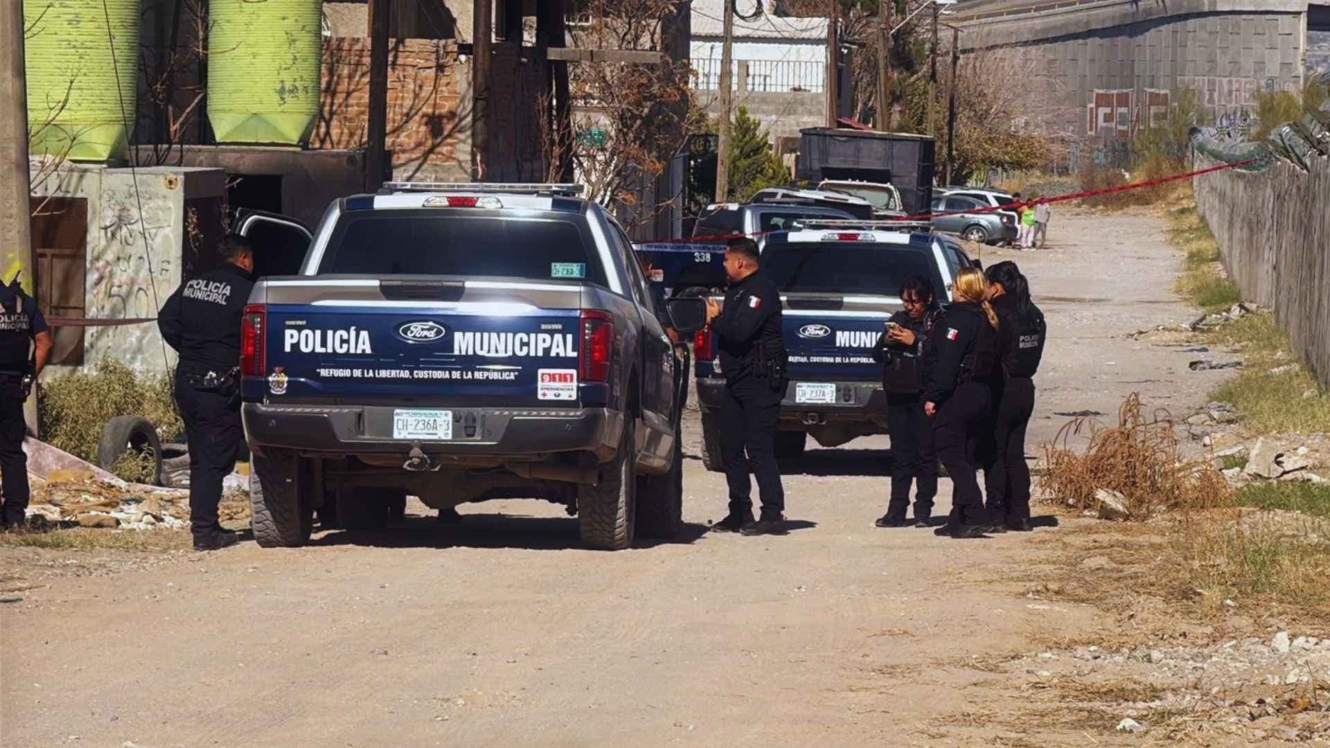 Hallan Cuerpo Envuelto en Cobija en la Colonia Constitución de Ciudad Juárez