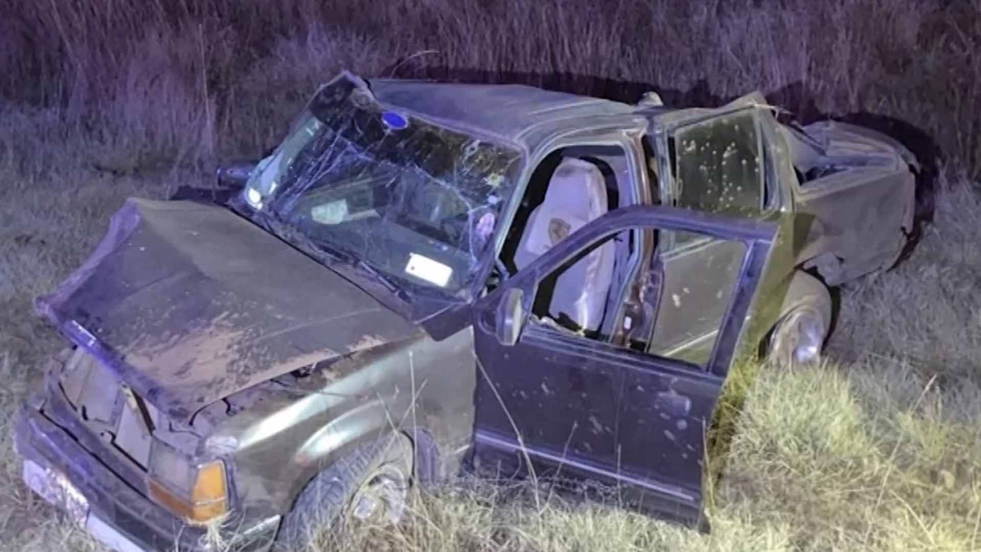 Muere Adolescente al Volcar en Carretera de Cuencamé; Niño de 4 Años Resulta Grave