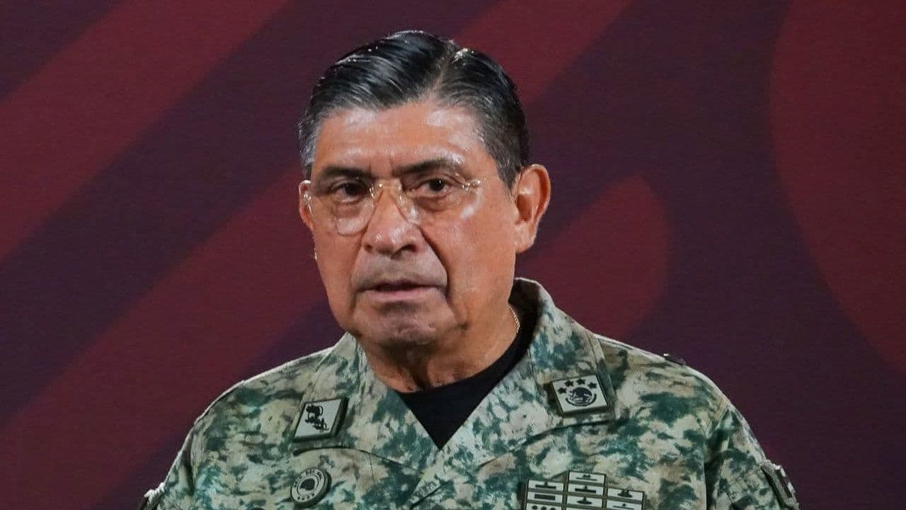 "No es cierto que cueste 30 mdp": Luis Cresencio Sandoval Aclara Compra de Departamento de Lujo