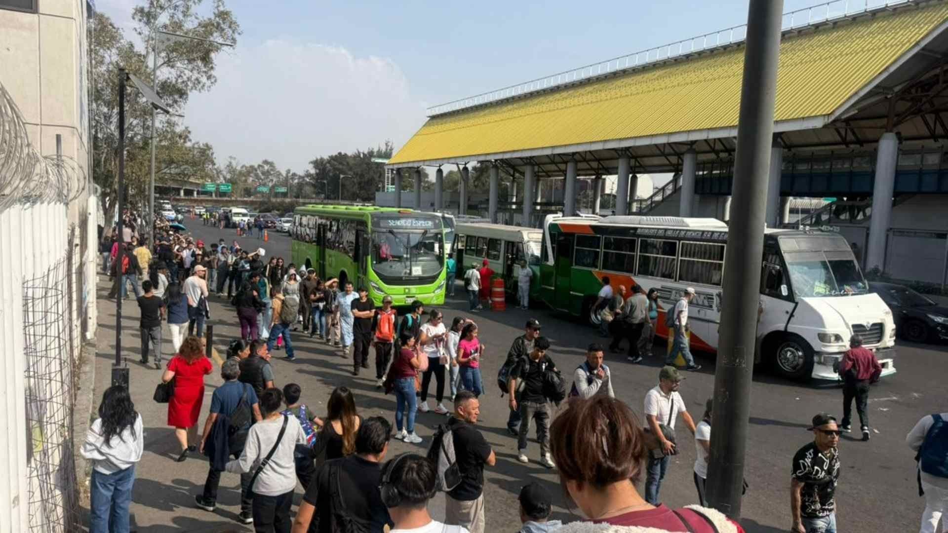 Línea B del Metro Hoy: Cierre de Estaciones Provoca Caos y Retrasos a Cientos de Usuarios