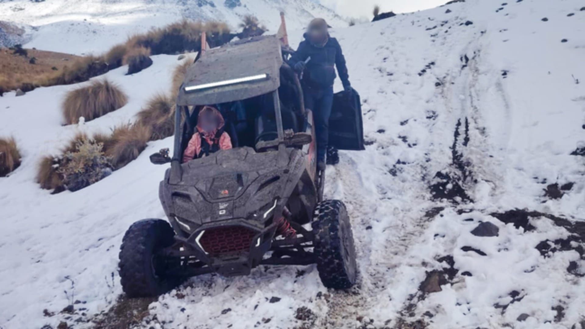 Aseguran a Conductor de Razer por Manejar en Área Protegida y Dañar Nevado de Toluca