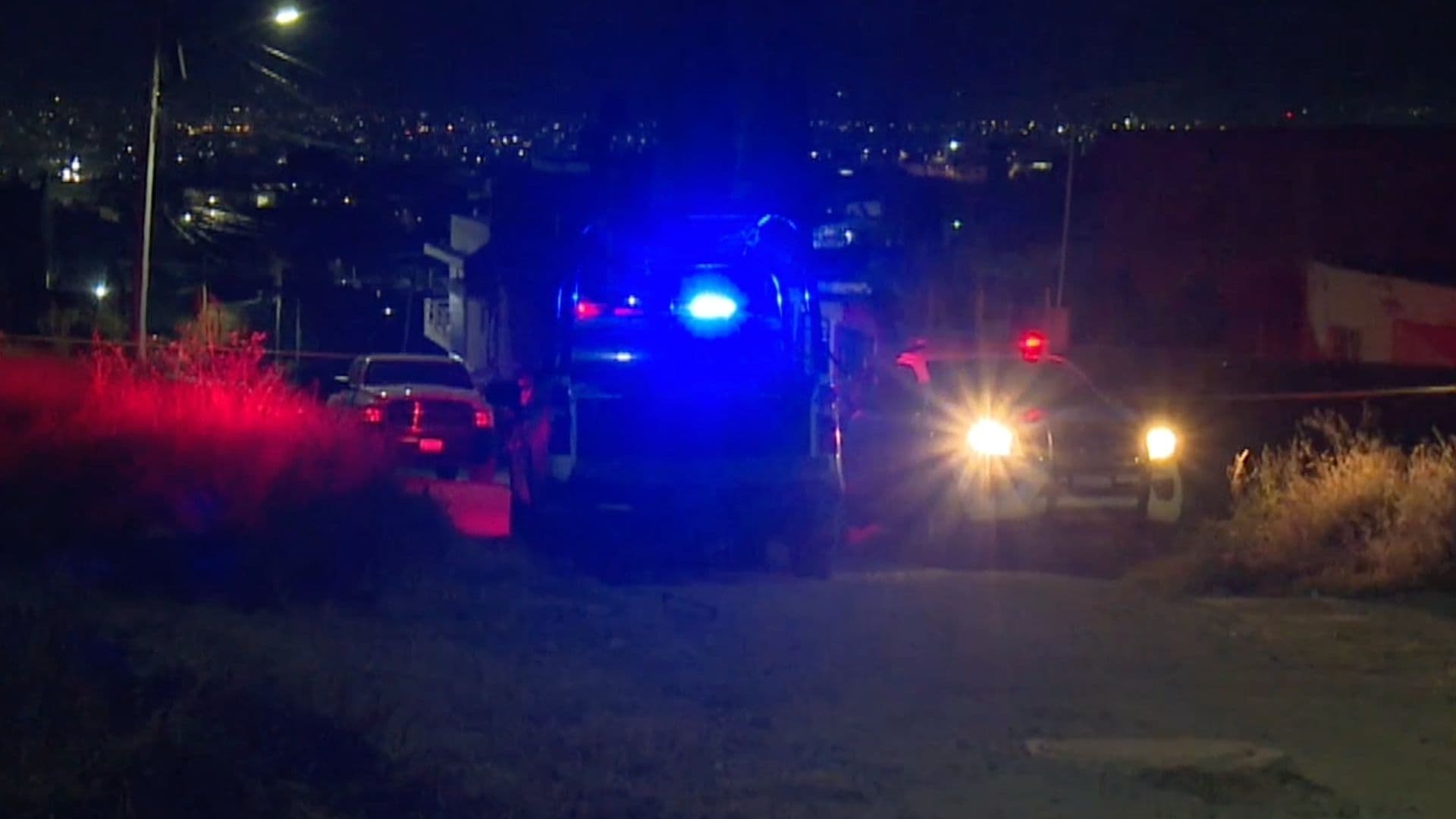Conductora Cae a un Barranco de 25 Metros con su Camioneta en La Condesa en León, Guanajuato