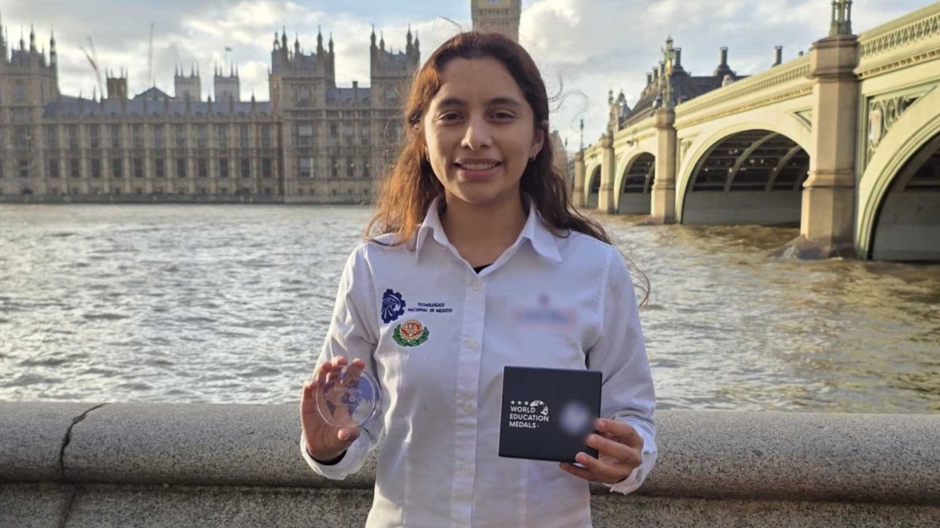 Valeria Palacios, Estudiante Veracruzana, Recibe la Medalla Mundial de Educación 2025 en Londres