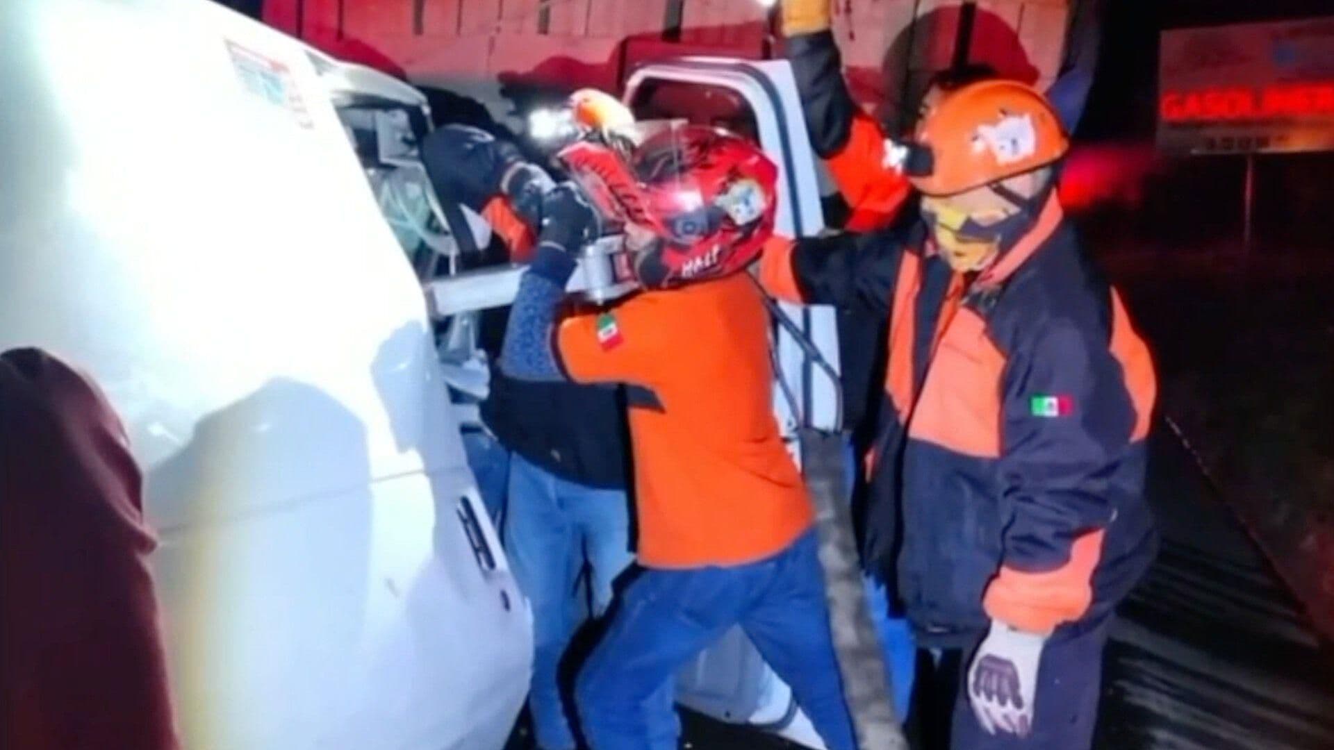 Personas Quedan Prensadas en Accidente Rumbo a Cerro Gordo