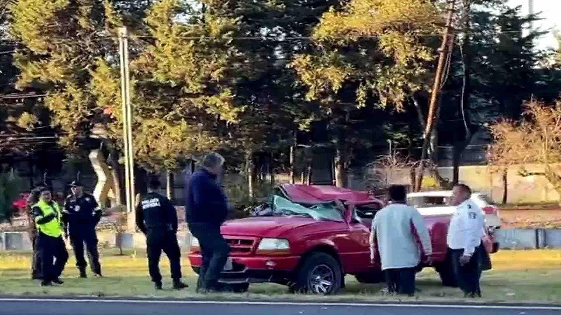 Reportan una Volcadura y Choque Múltiple en Paseo Tollocan