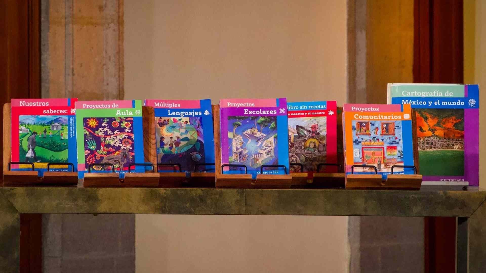 Libros de Texto Tienen Solo 20 Errores; con Peña Nieto Fueron 117: SEP
