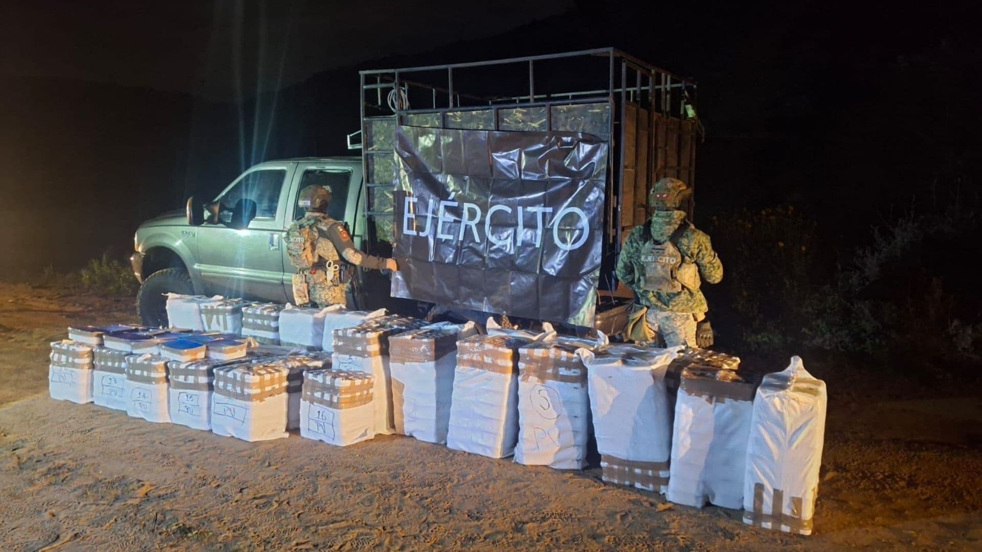 Localizan Casi Dos Toneladas de Droga en Vehículo Abandonado en San Quintín