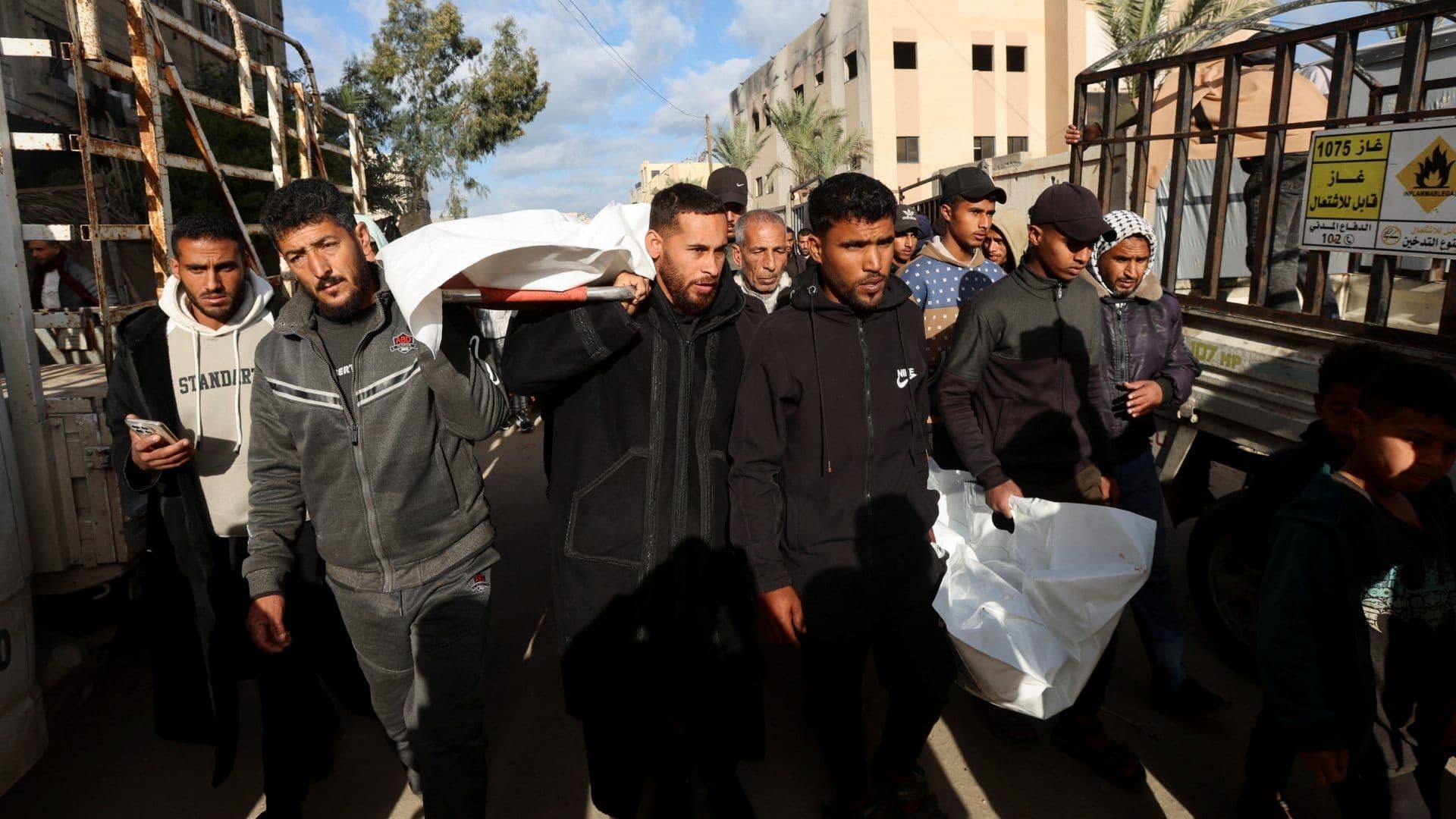 Bombardeos de Israel en Gaza Dejan al Menos 19 Muertos
