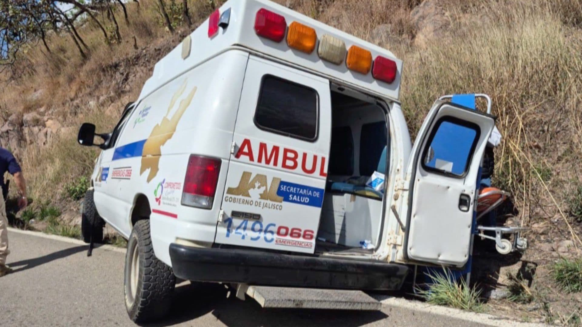 Choque de Ambulancia Deja 1 Paciente Muerto y 5 Lesionados en Carretera Ameca a Mascota