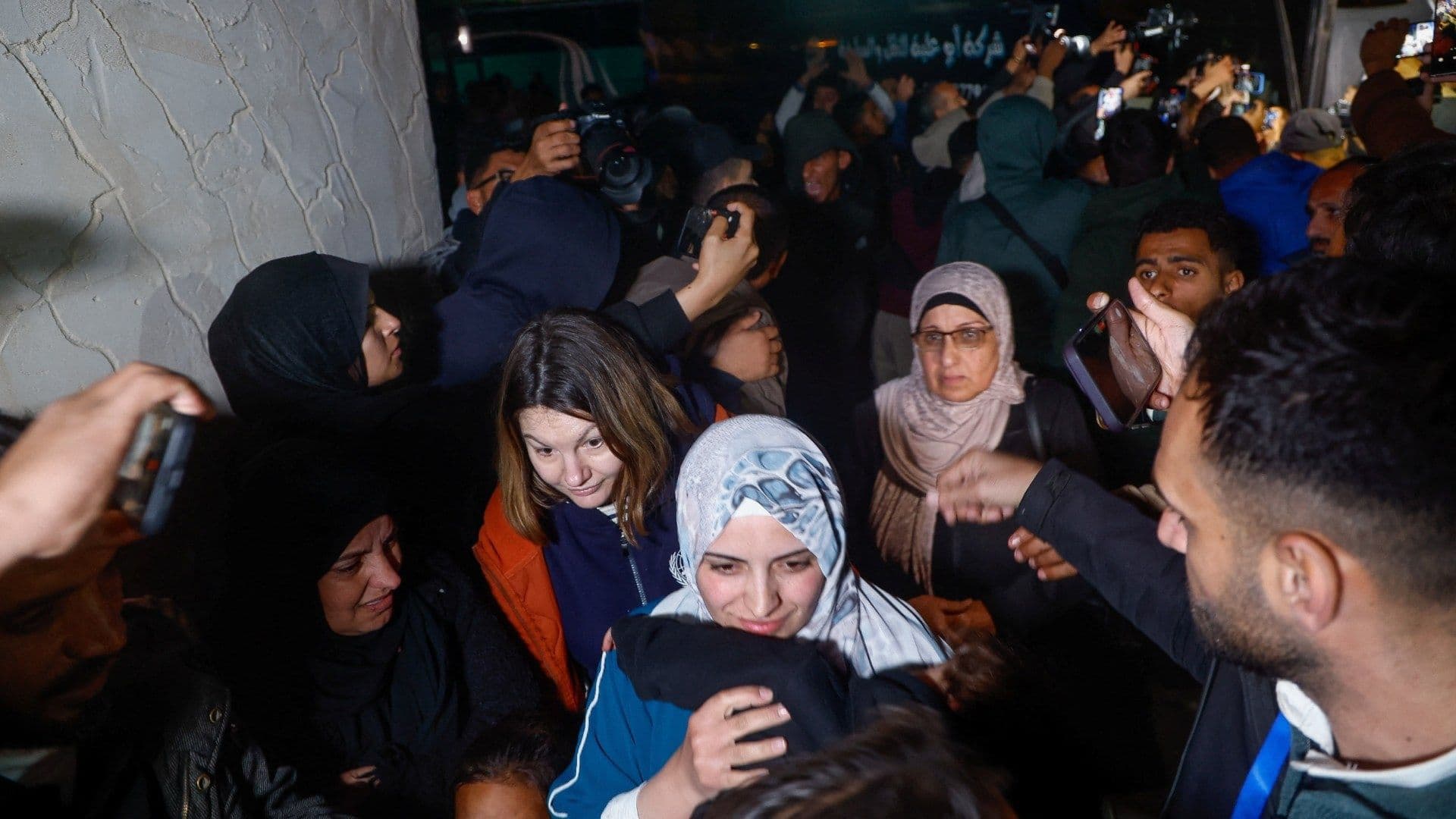 Israel Solo Permitió el Ingreso de 12 Palestinos a Gaza por el Cruce de Rafah