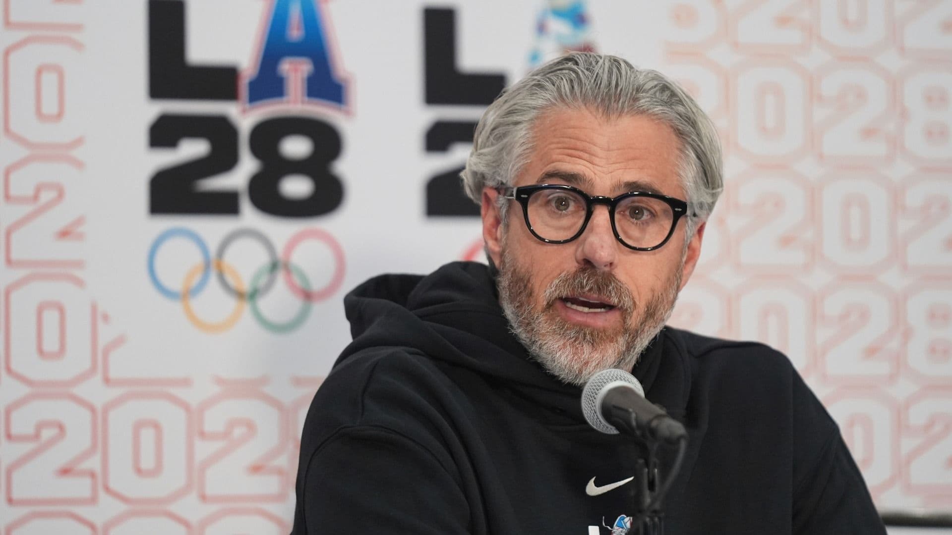 Archivos de Epstein Incluyen Correos Entre Jefe de Comité de Olímpicos de LA y Ghislaine Maxwell