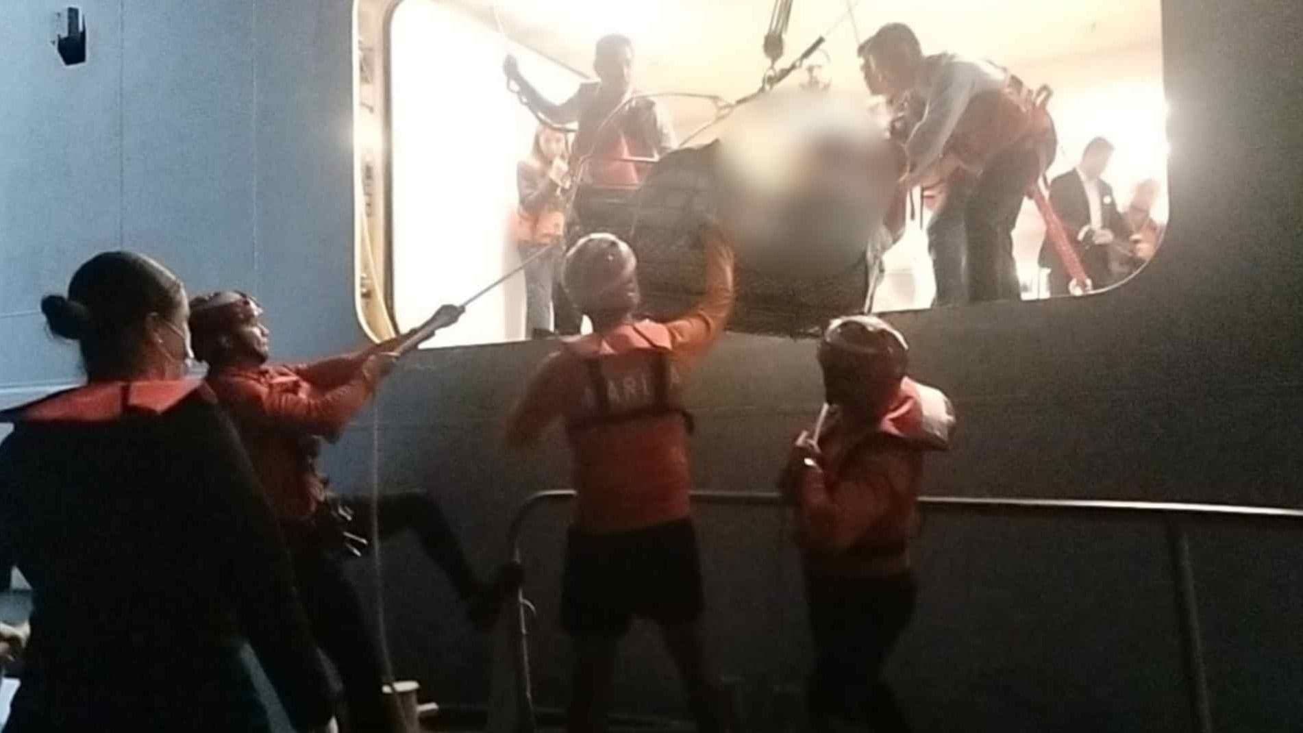 Evacuan a Pasajero Indio Con Malaria De Crucero Que se Dirigía a Isla Mujeres, Quintana Roo