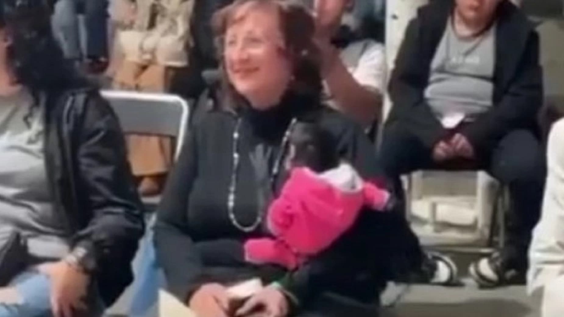 Silvia Iliana Villarruel, Regidora de Ocotlán, Jalisco, Renuncia tras Polémica por Mono Araña