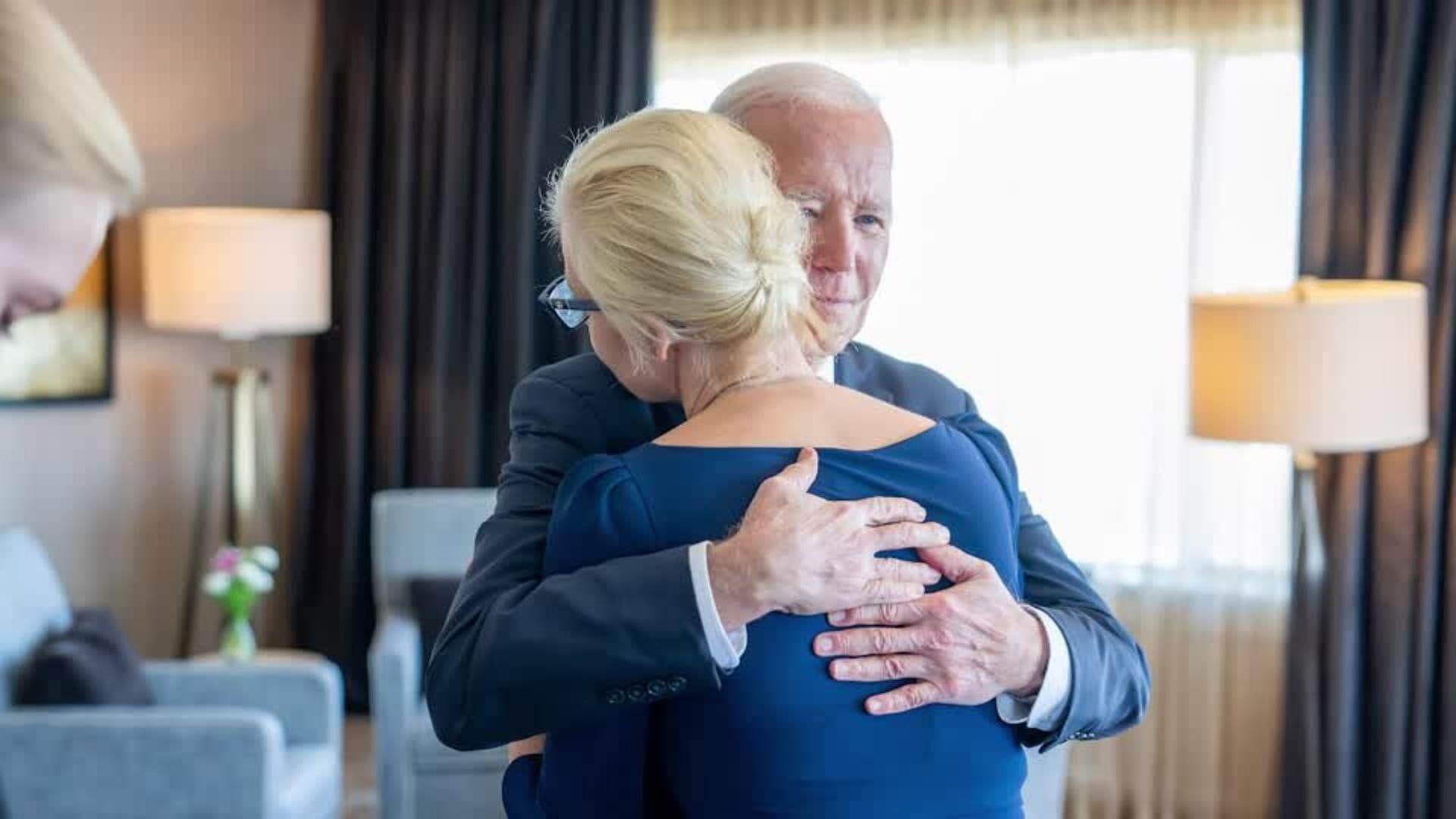 Biden Se Reúne con la Viuda y la Hija de Alexei Navalny