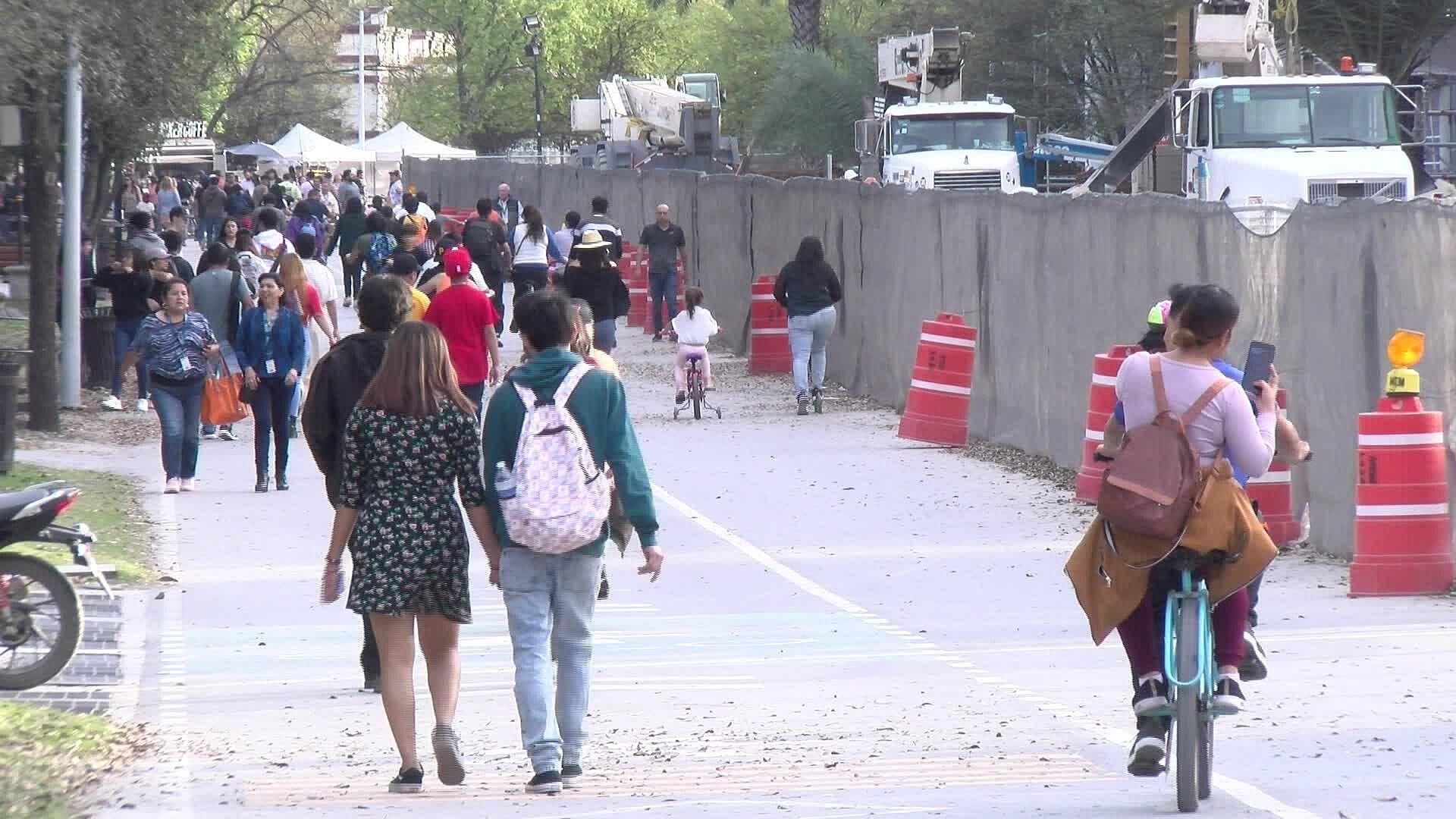 Pasará Línea 6 por Parque Fundidora; Se Dividen Opiniones de Paseantes